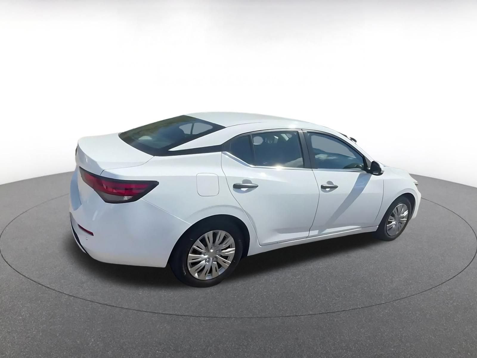 Thumbnail: 2025 Nissan Sentra - 14