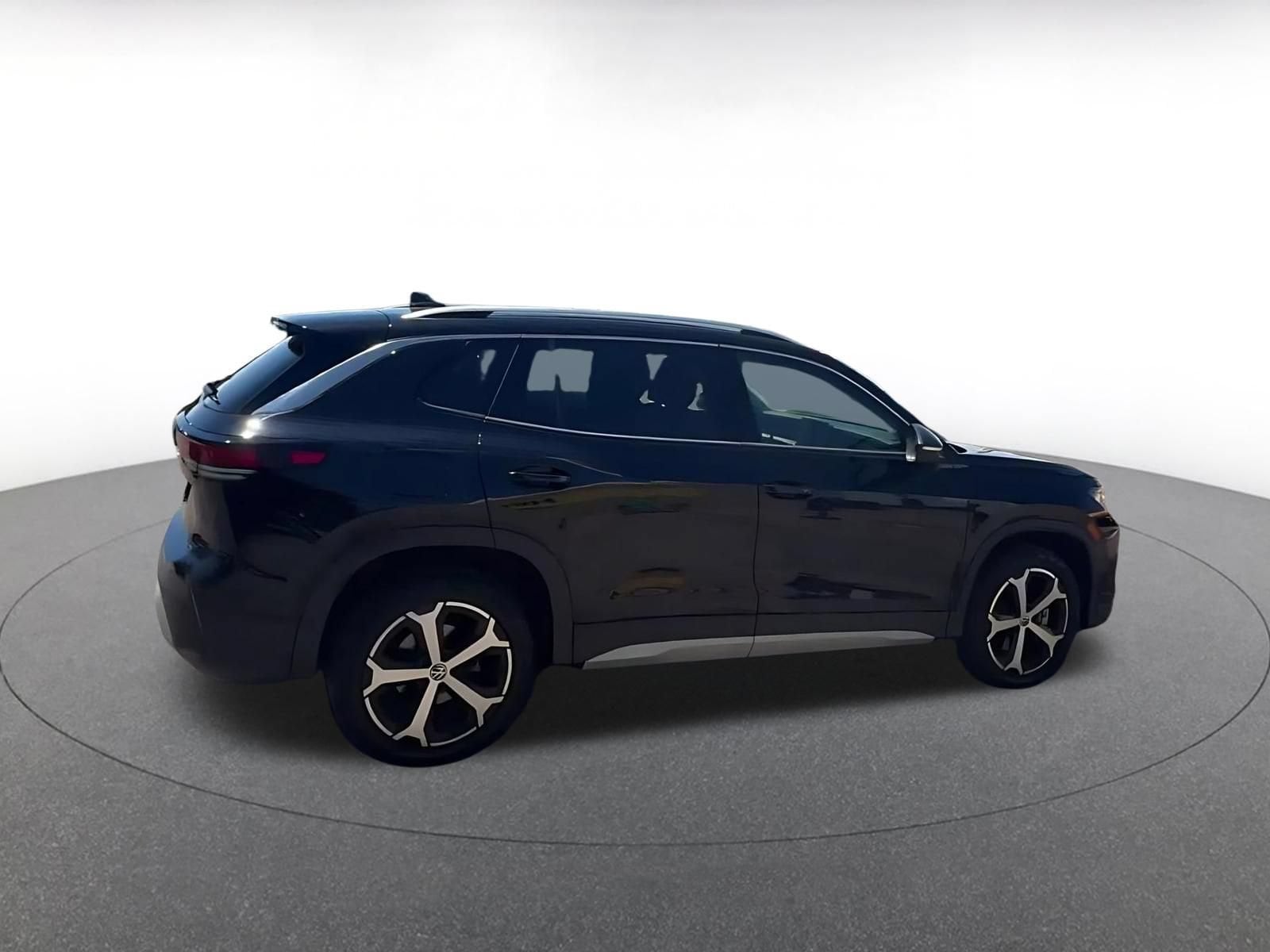 Thumbnail: 2026 Volkswagen Tiguan - 8