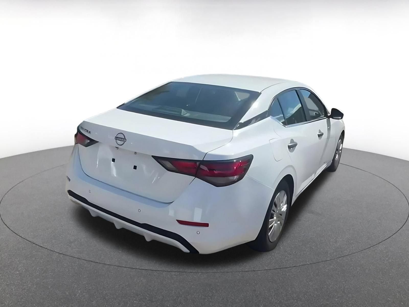 Thumbnail: 2025 Nissan Sentra - 13