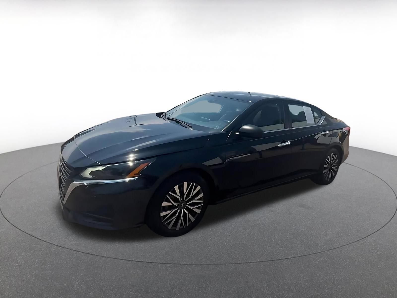 Thumbnail: 2025 Nissan Altima - 7