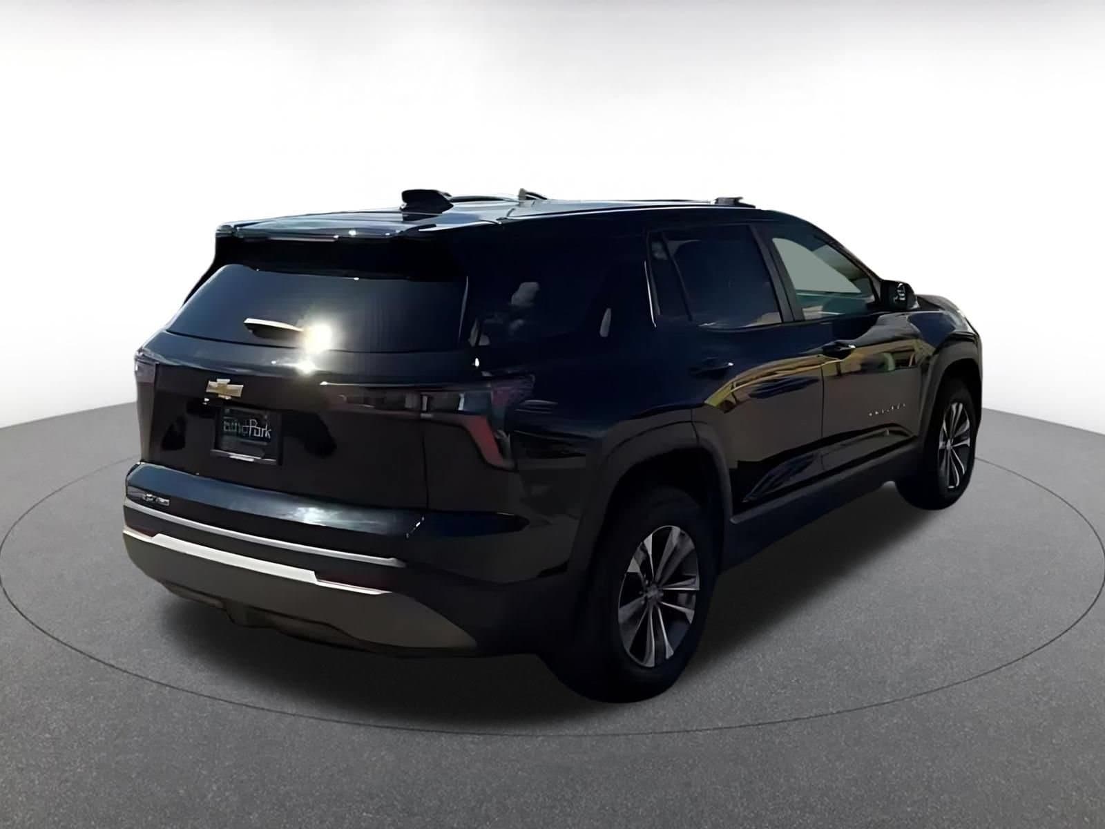 Thumbnail: 2025 Chevrolet Equinox - 13