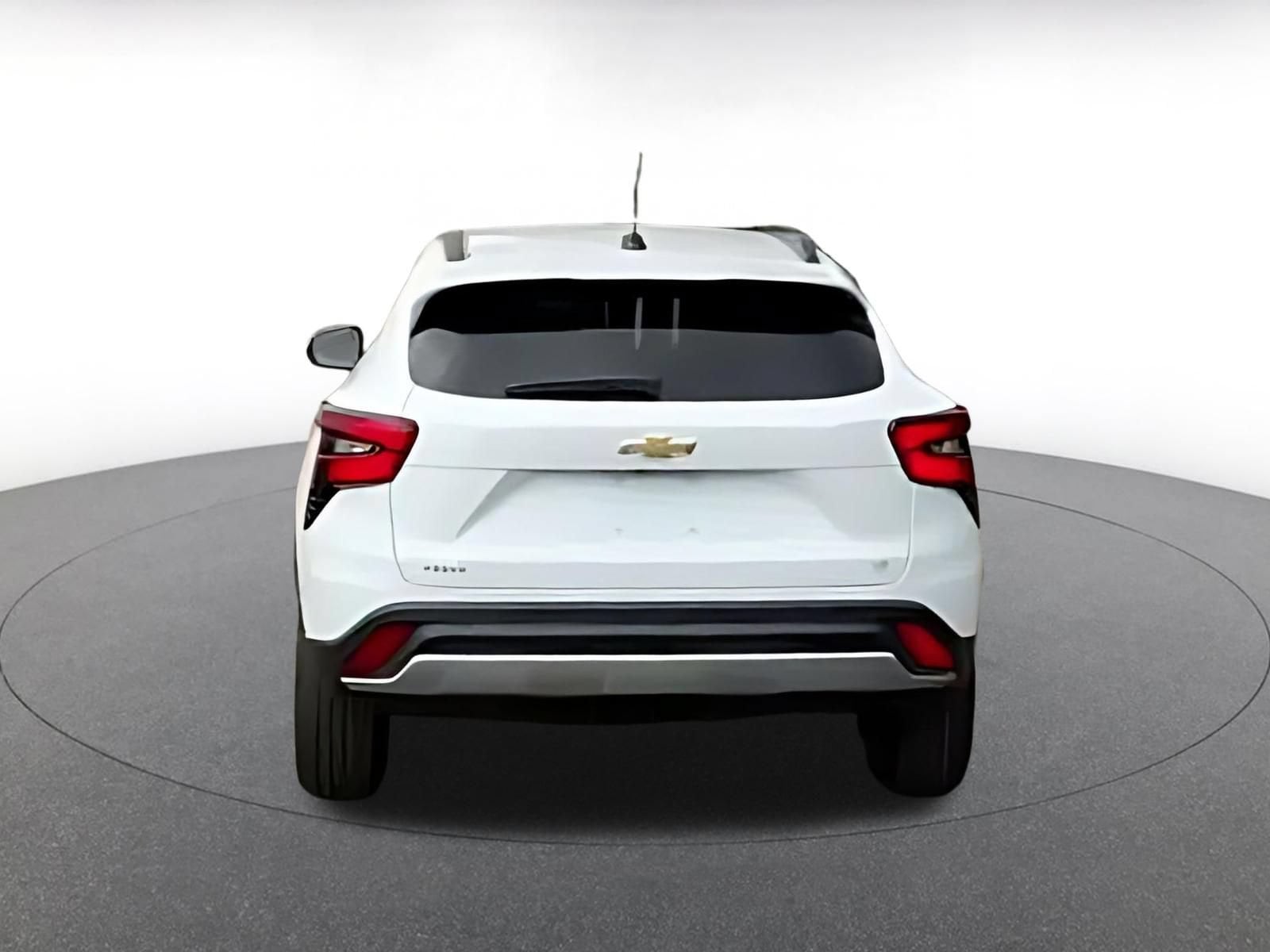 Thumbnail: 2025 Chevrolet Trax - 9