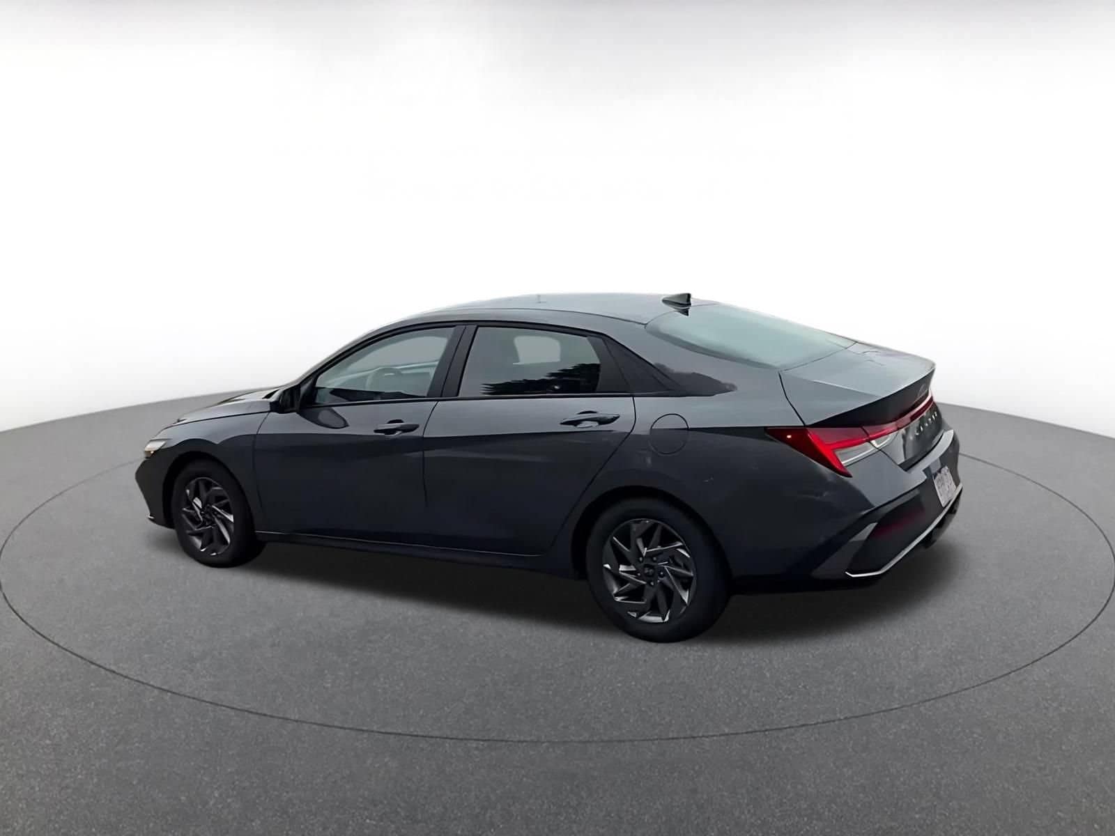 Thumbnail: 2026 Hyundai Elantra - 12