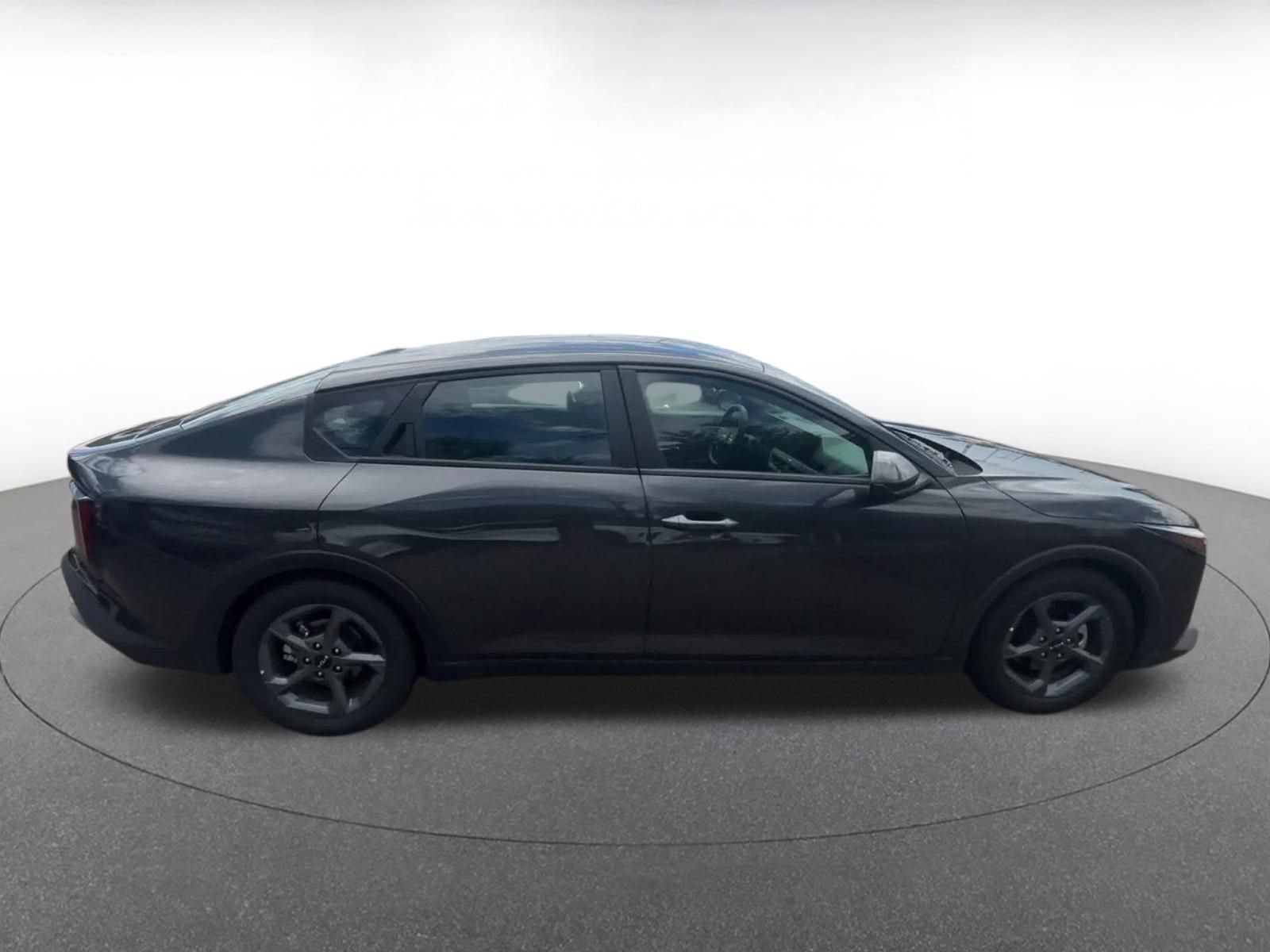 Thumbnail: 2025 Kia K4 - 15