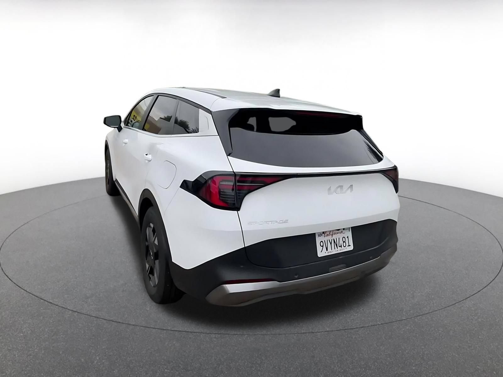 Thumbnail: 2026 Kia Sportage - 10