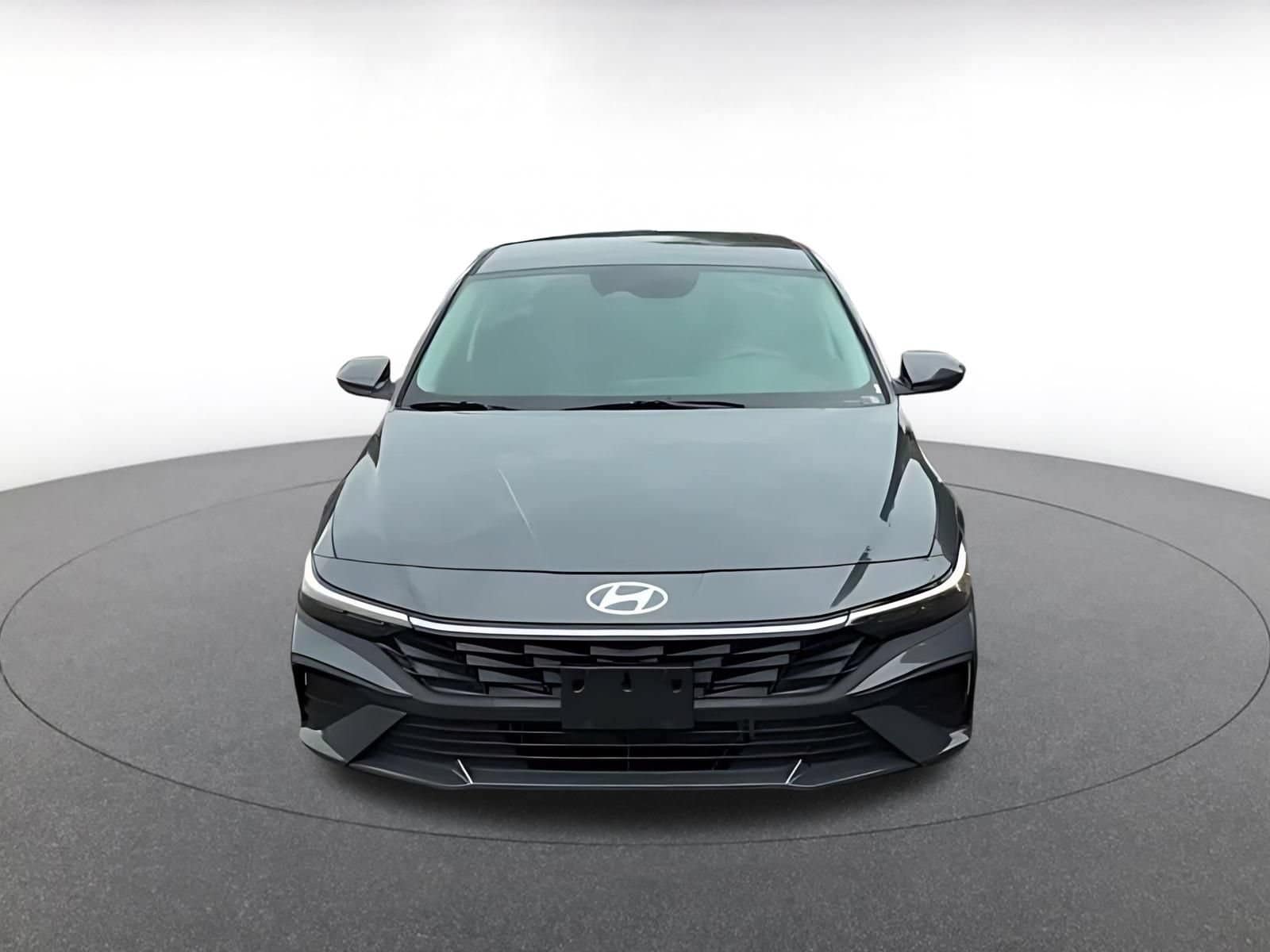 Thumbnail: 2026 Hyundai Elantra - 4