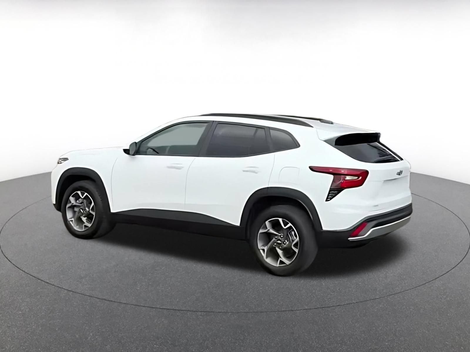 Thumbnail: 2025 Chevrolet Trax - 10