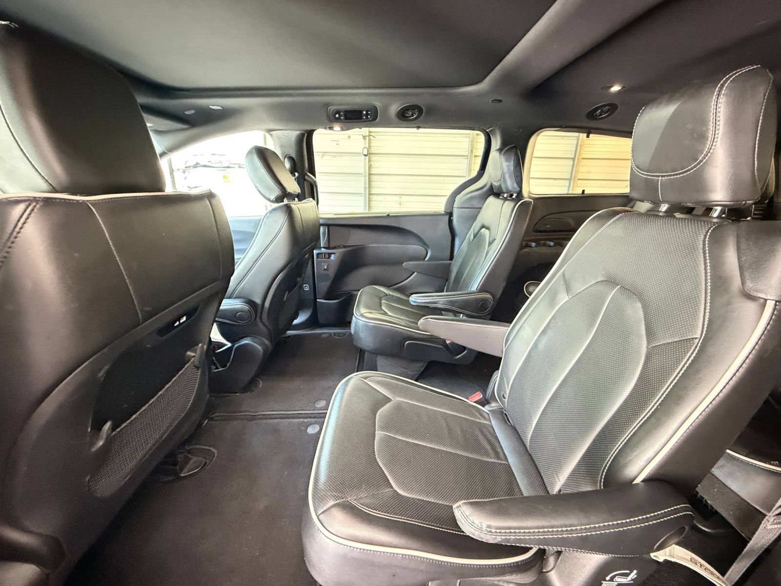 Thumbnail: 2025 Chrysler Pacifica - 27
