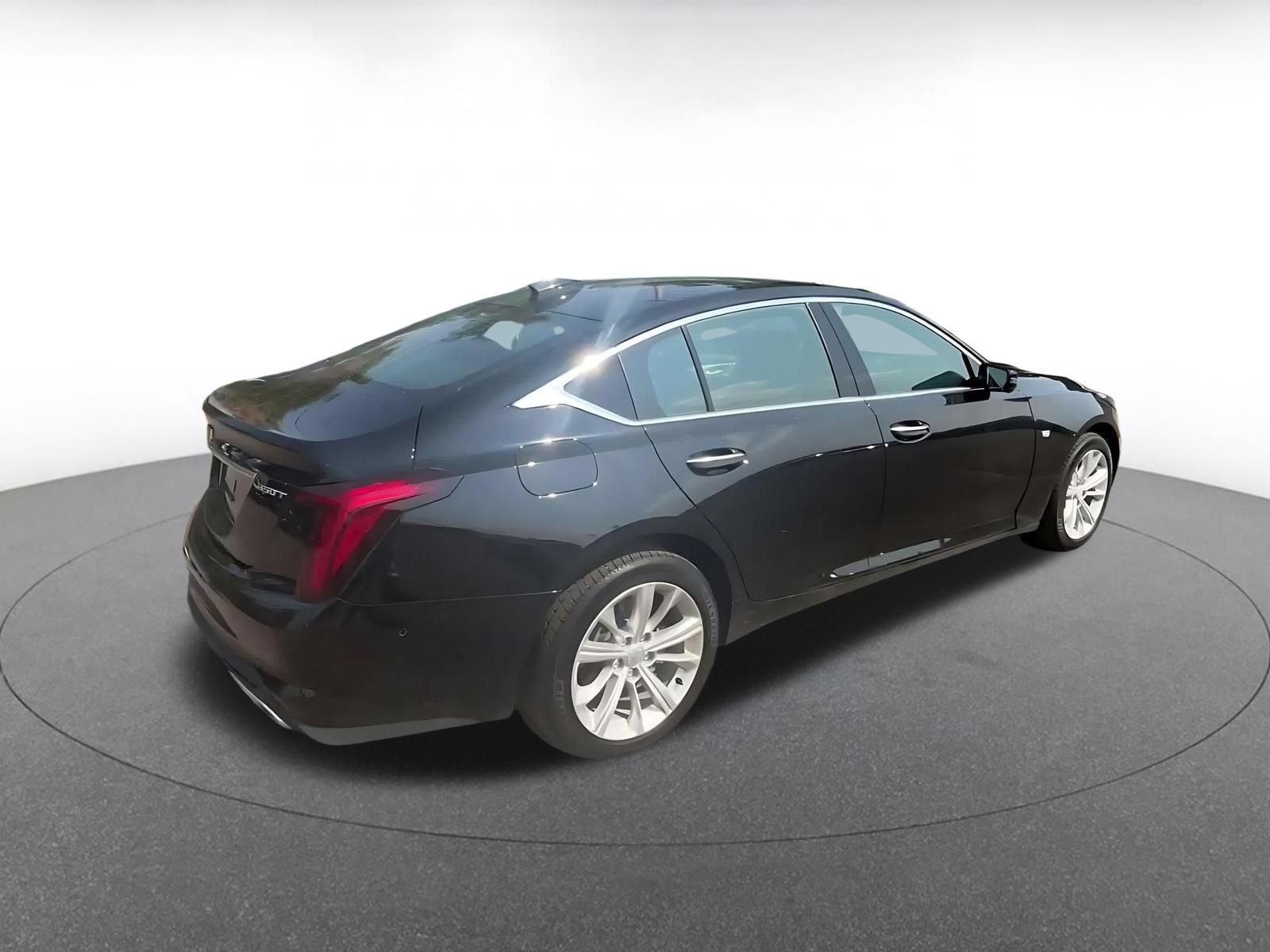 Thumbnail: 2026 Cadillac CT5 - 13
