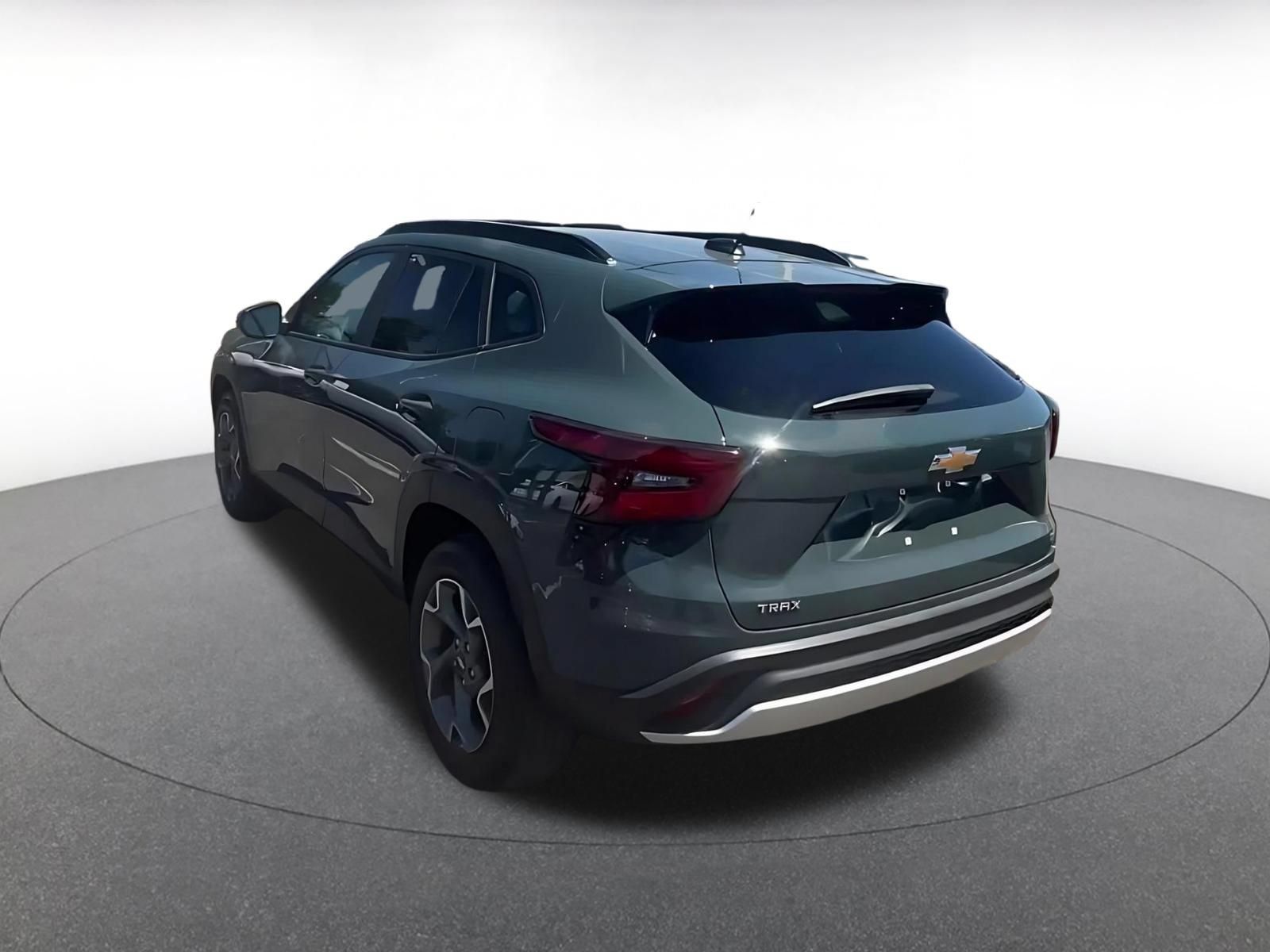 Thumbnail: 2025 Chevrolet Trax - 10
