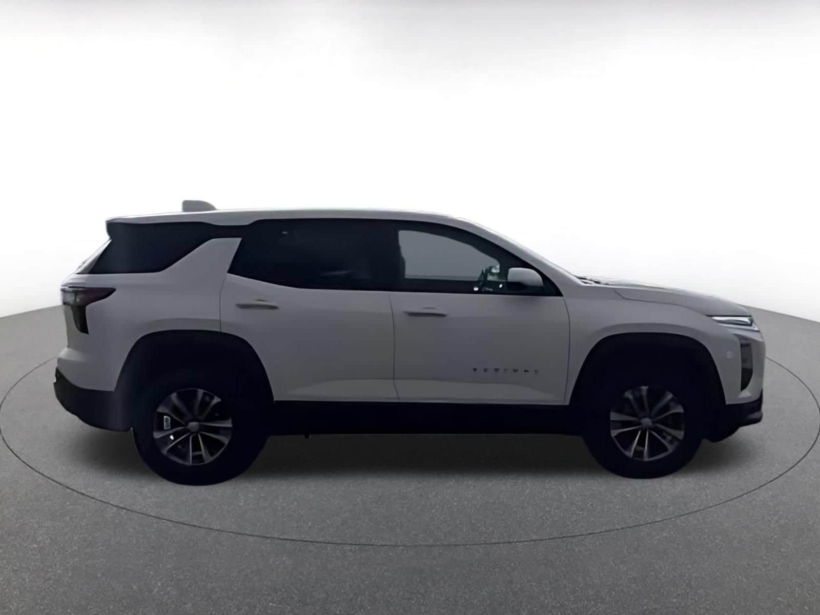 Thumbnail: 2025 Chevrolet Equinox - 12