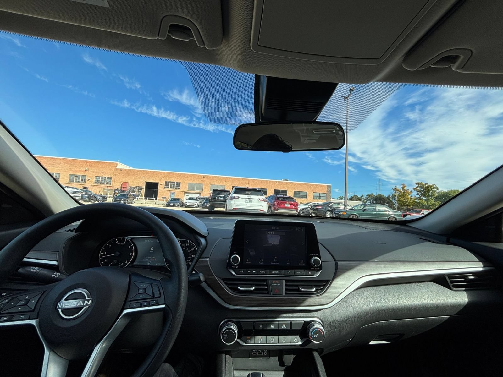 Thumbnail: 2025 Nissan Altima - 30