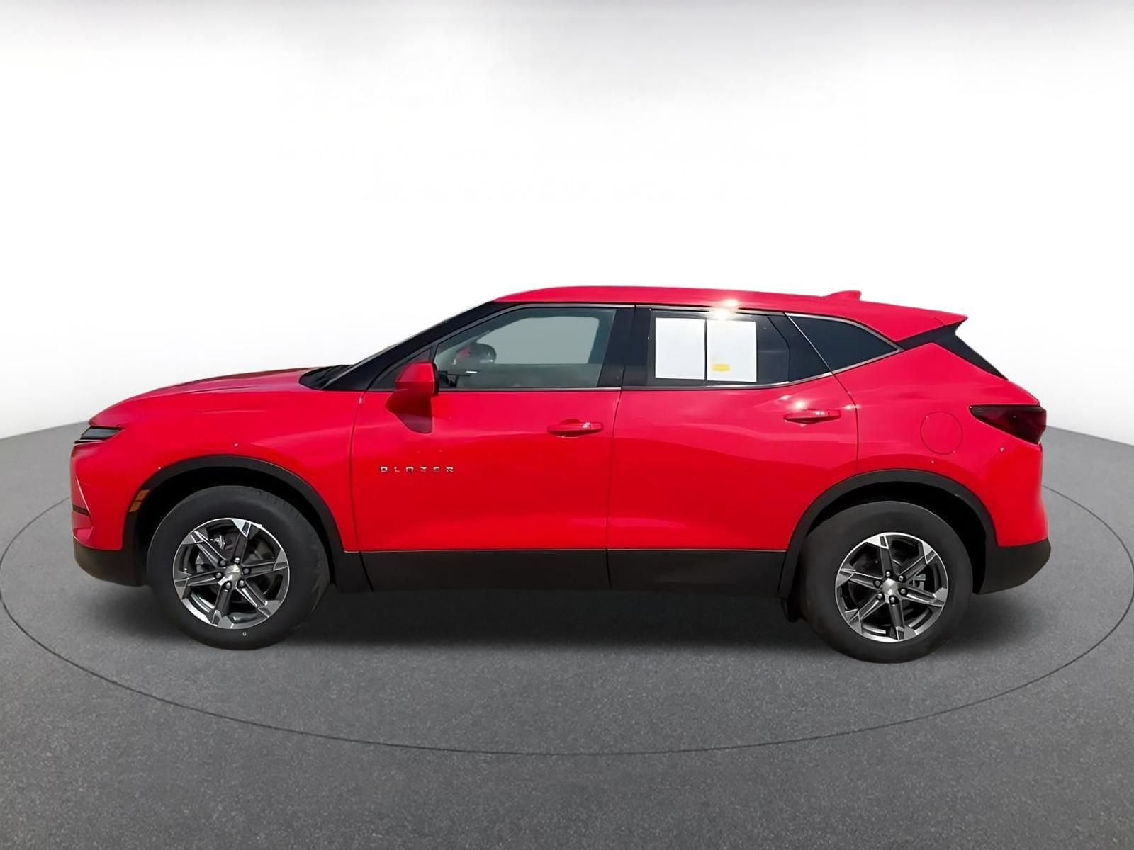 Thumbnail: 2025 Chevrolet Blazer - 8