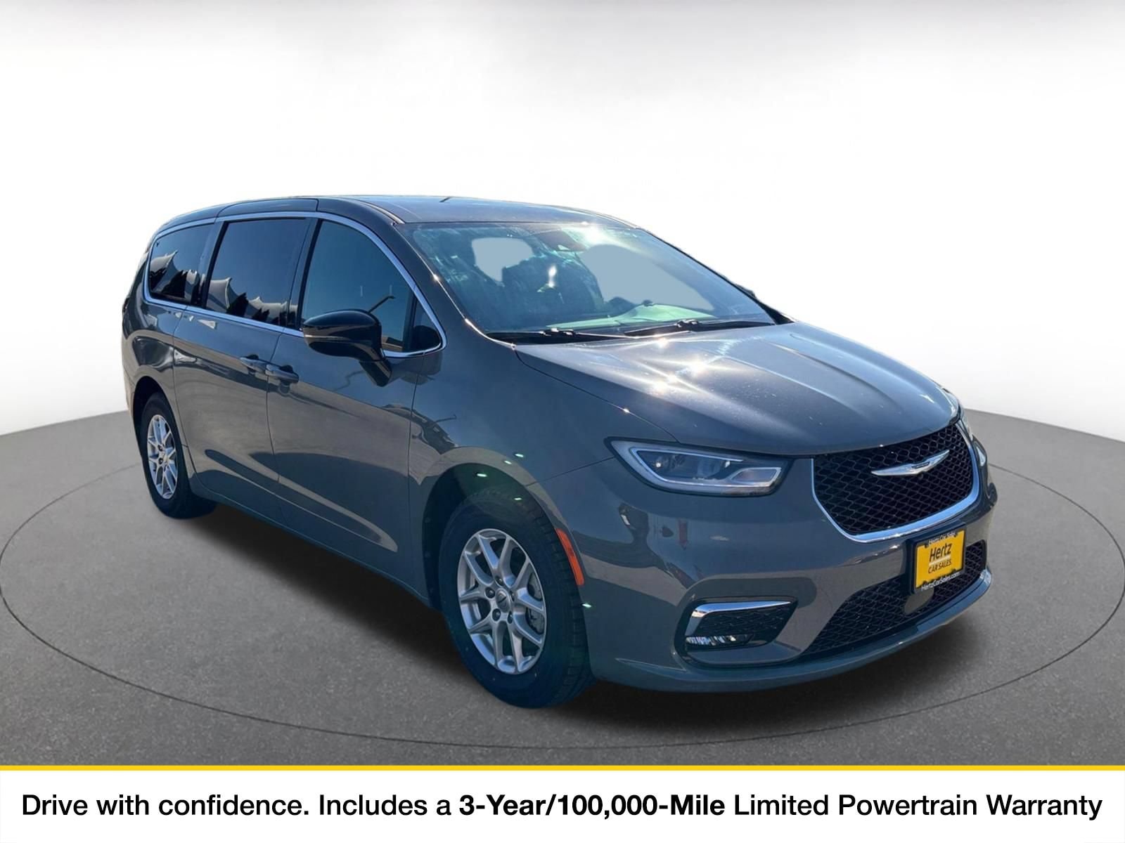 Thumbnail: 2025 Chrysler Pacifica - 1