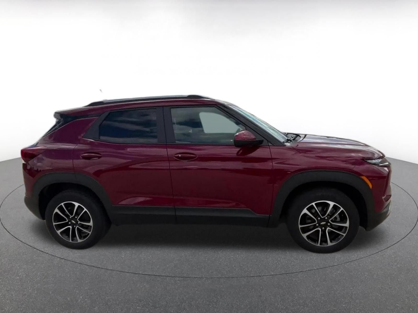 Thumbnail: 2024 Chevrolet TrailBlazer - 15