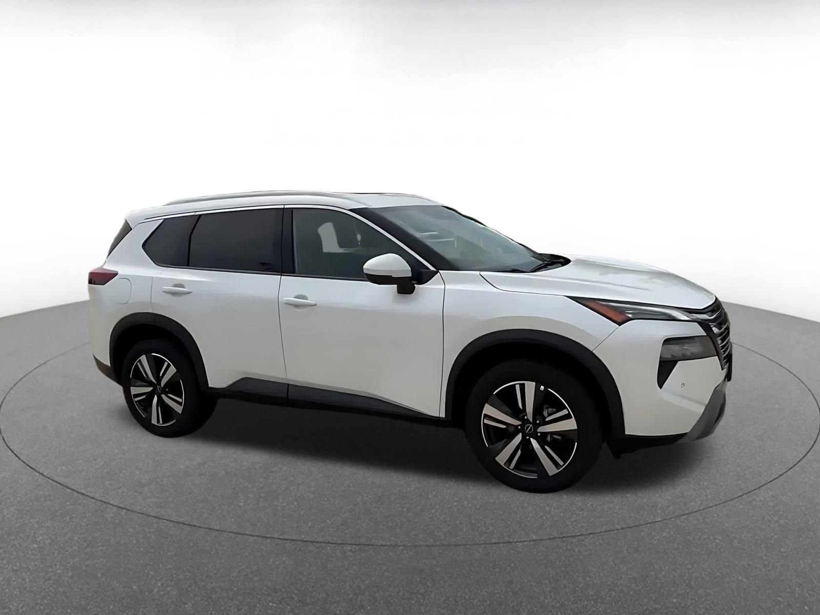 Thumbnail: 2026 Nissan Rogue - 2