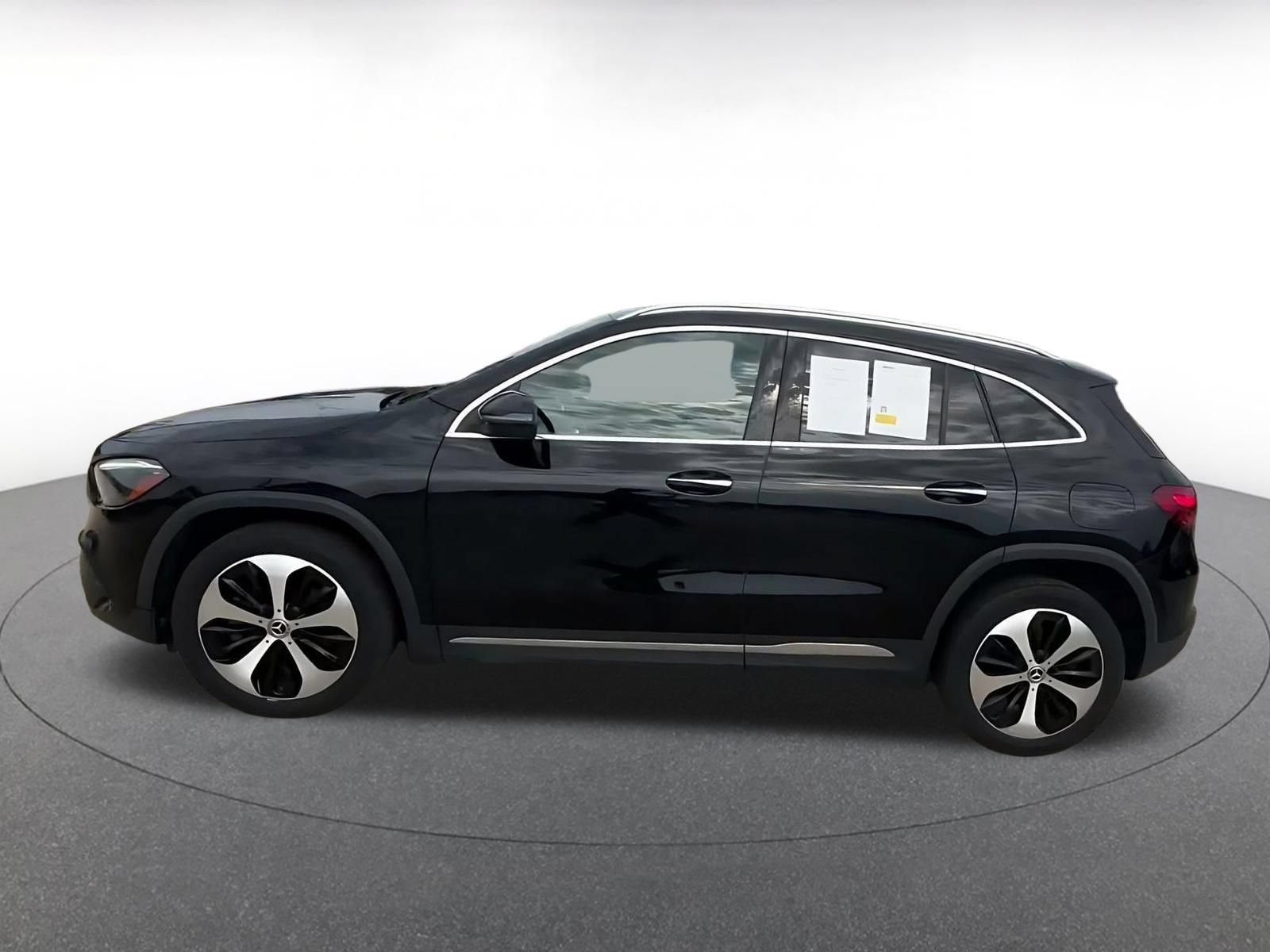 Thumbnail: 2025 Mercedes-Benz GLA - 8