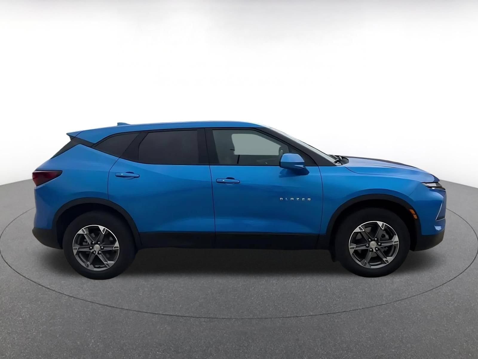 Thumbnail: 2025 Chevrolet Blazer - 15