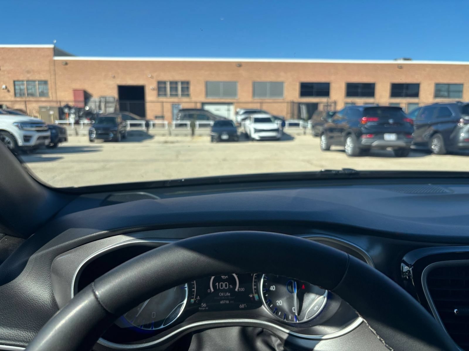 Thumbnail: 2025 Chrysler Pacifica - 34
