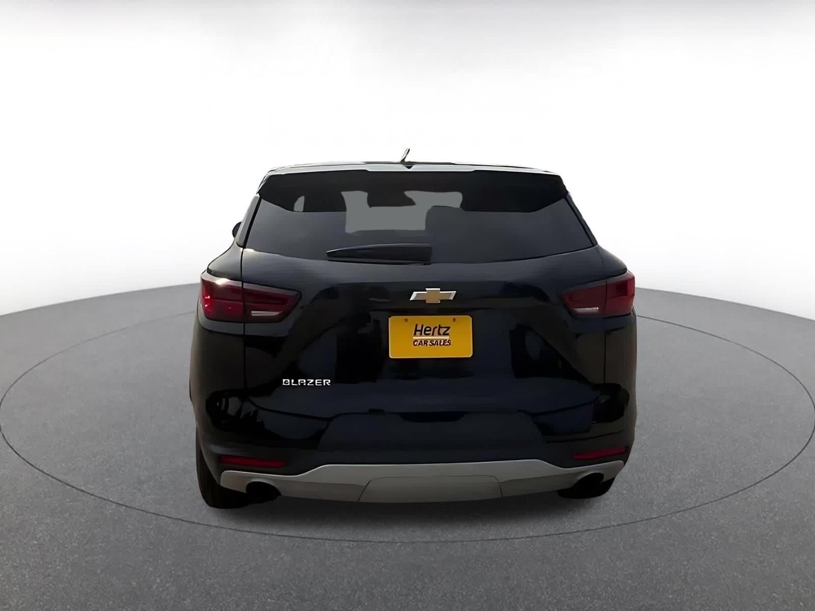 Thumbnail: 2025 Chevrolet Blazer - 12