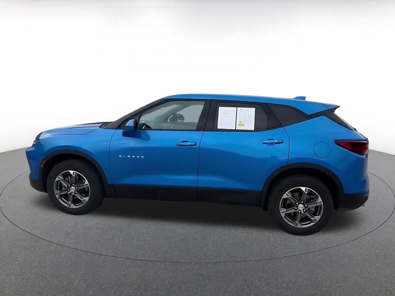 Thumbnail: 2025 Chevrolet Blazer - 8
