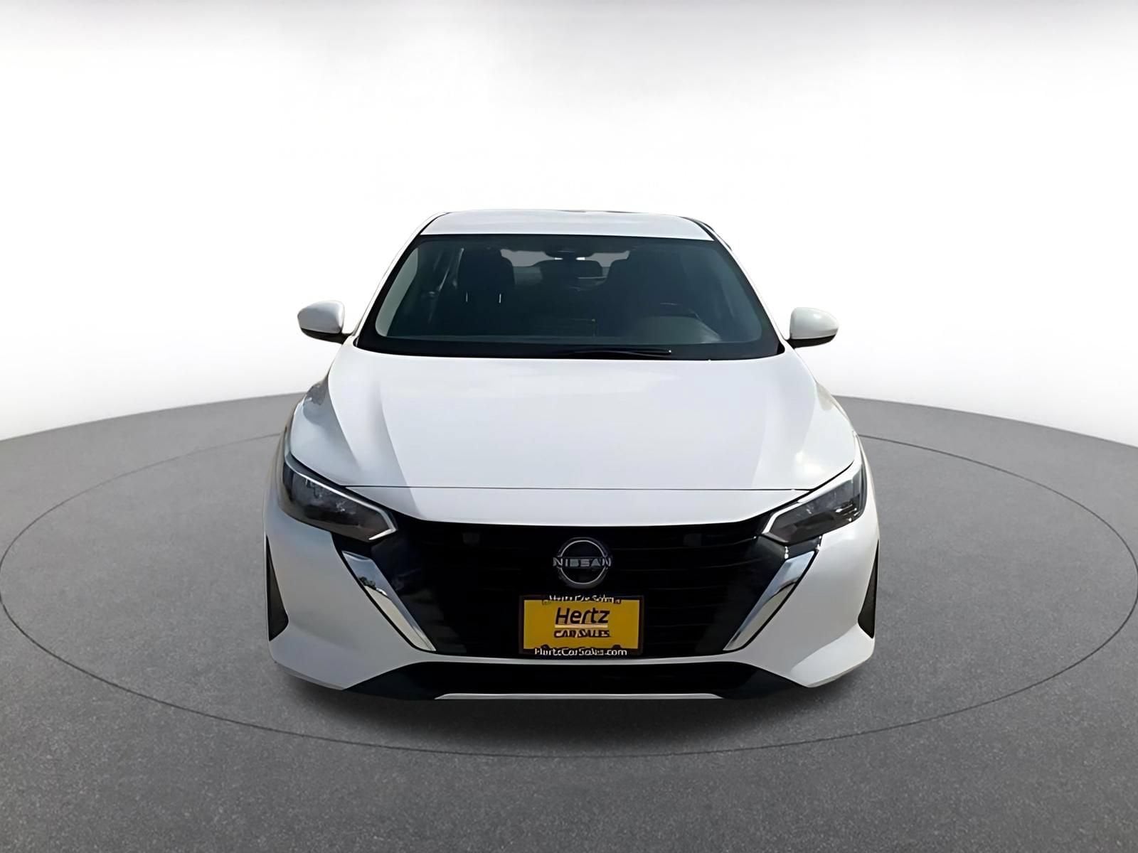 Thumbnail: 2025 Nissan Sentra - 4