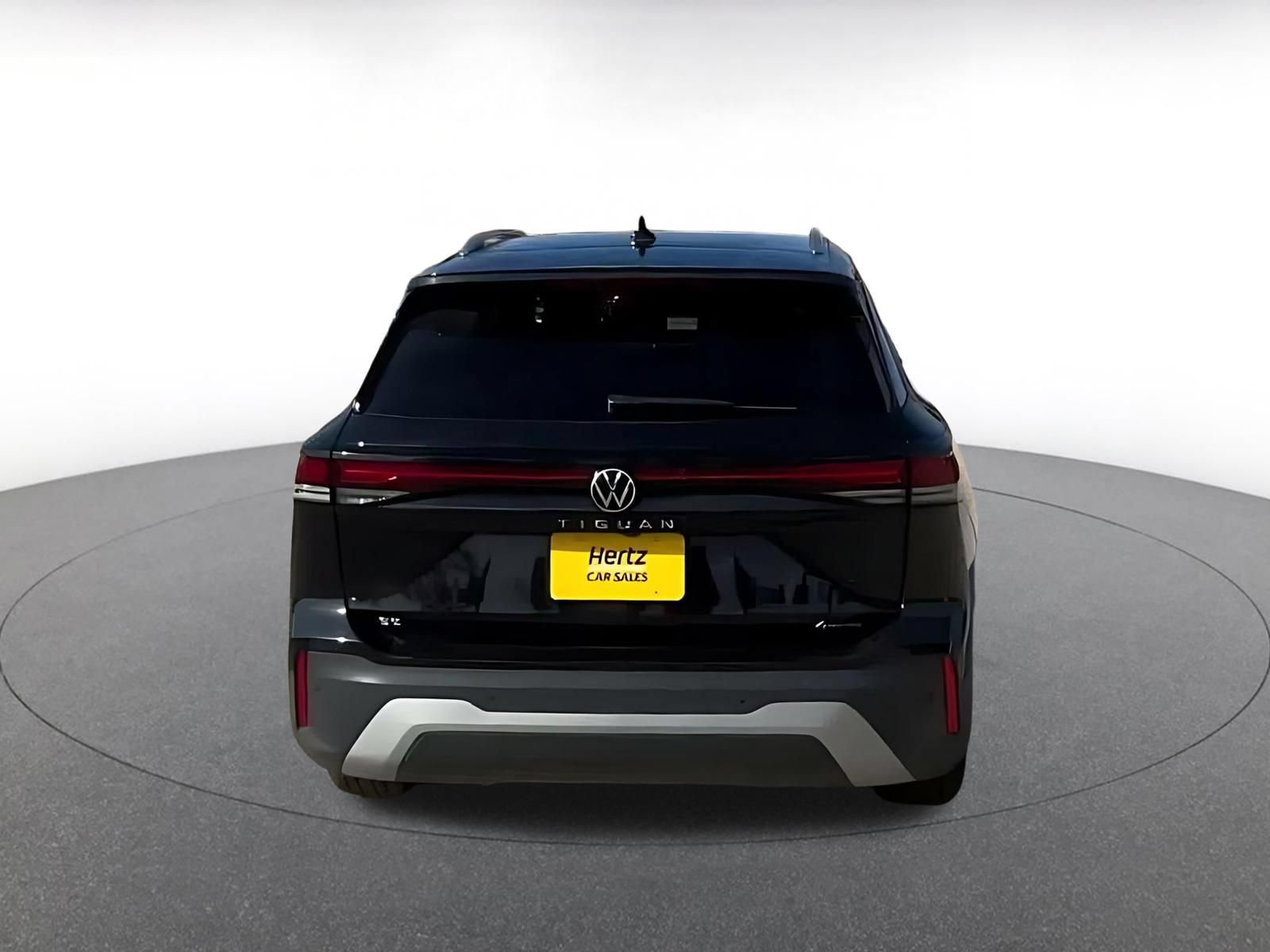 Thumbnail: 2026 Volkswagen Tiguan - 12