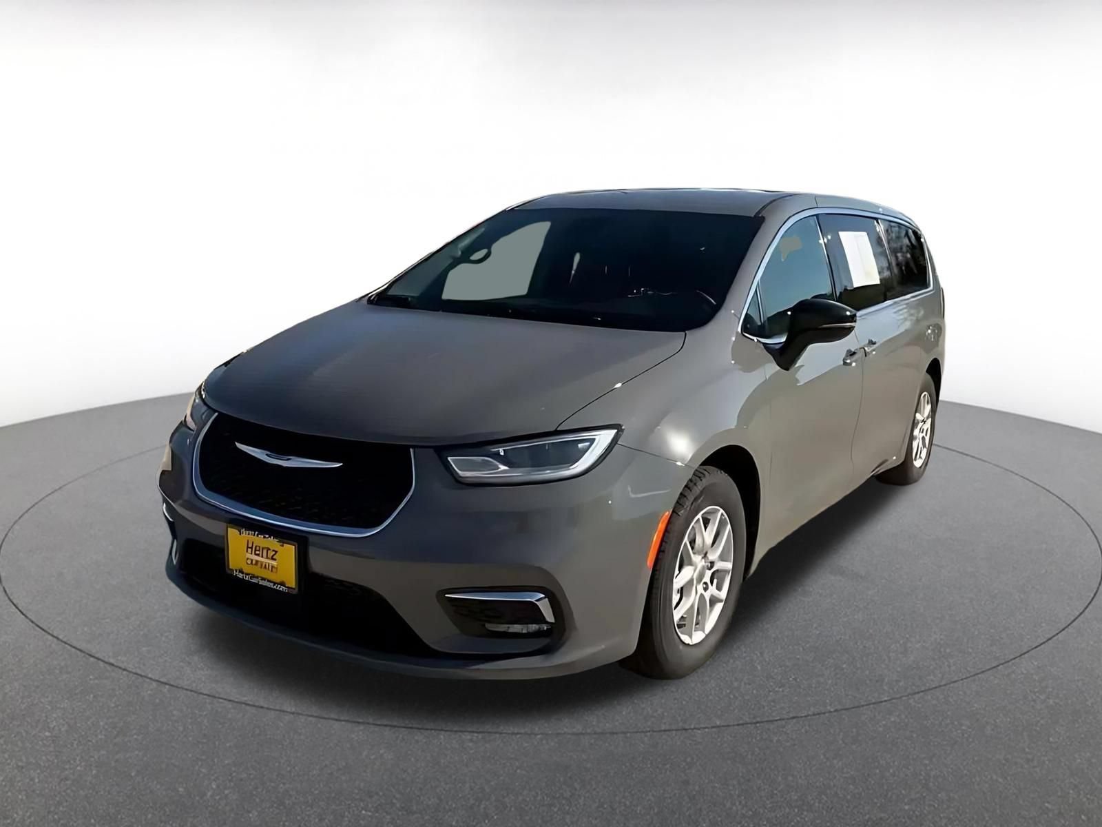Thumbnail: 2025 Chrysler Pacifica - 6