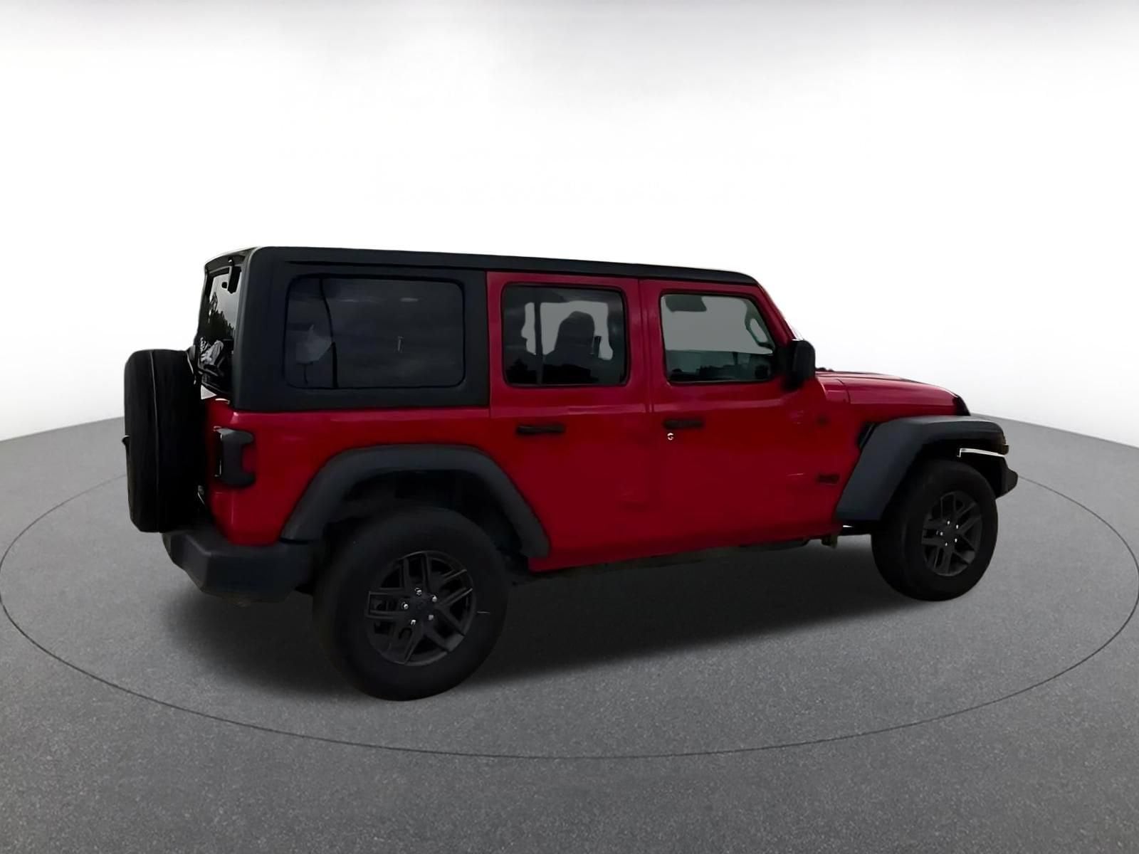Thumbnail: 2025 Jeep Wrangler - 13