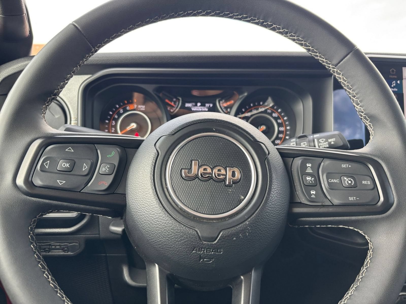 Thumbnail: 2025 Jeep Wrangler - 25