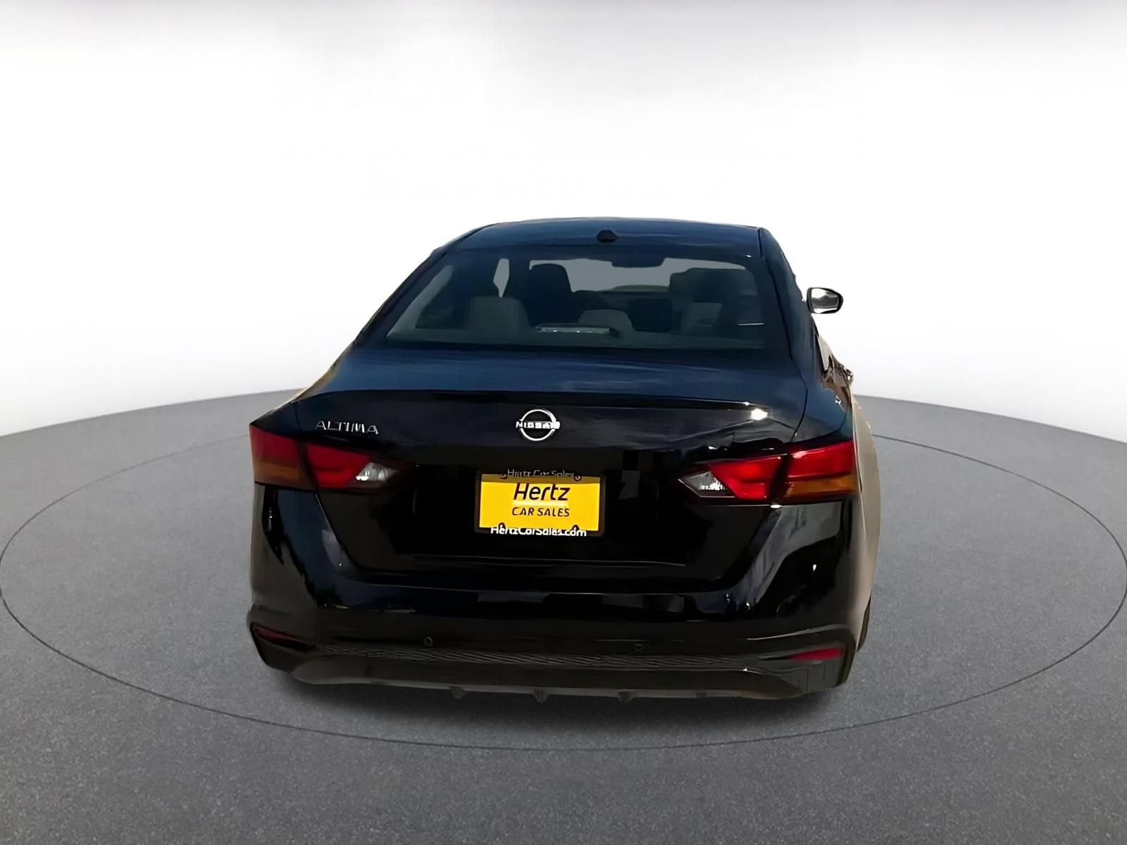 Thumbnail: 2025 Nissan Altima - 12