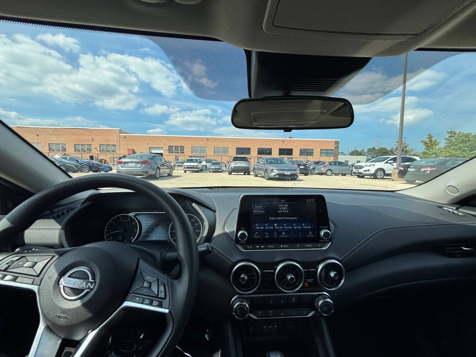 Thumbnail: 2025 Nissan Sentra - 30