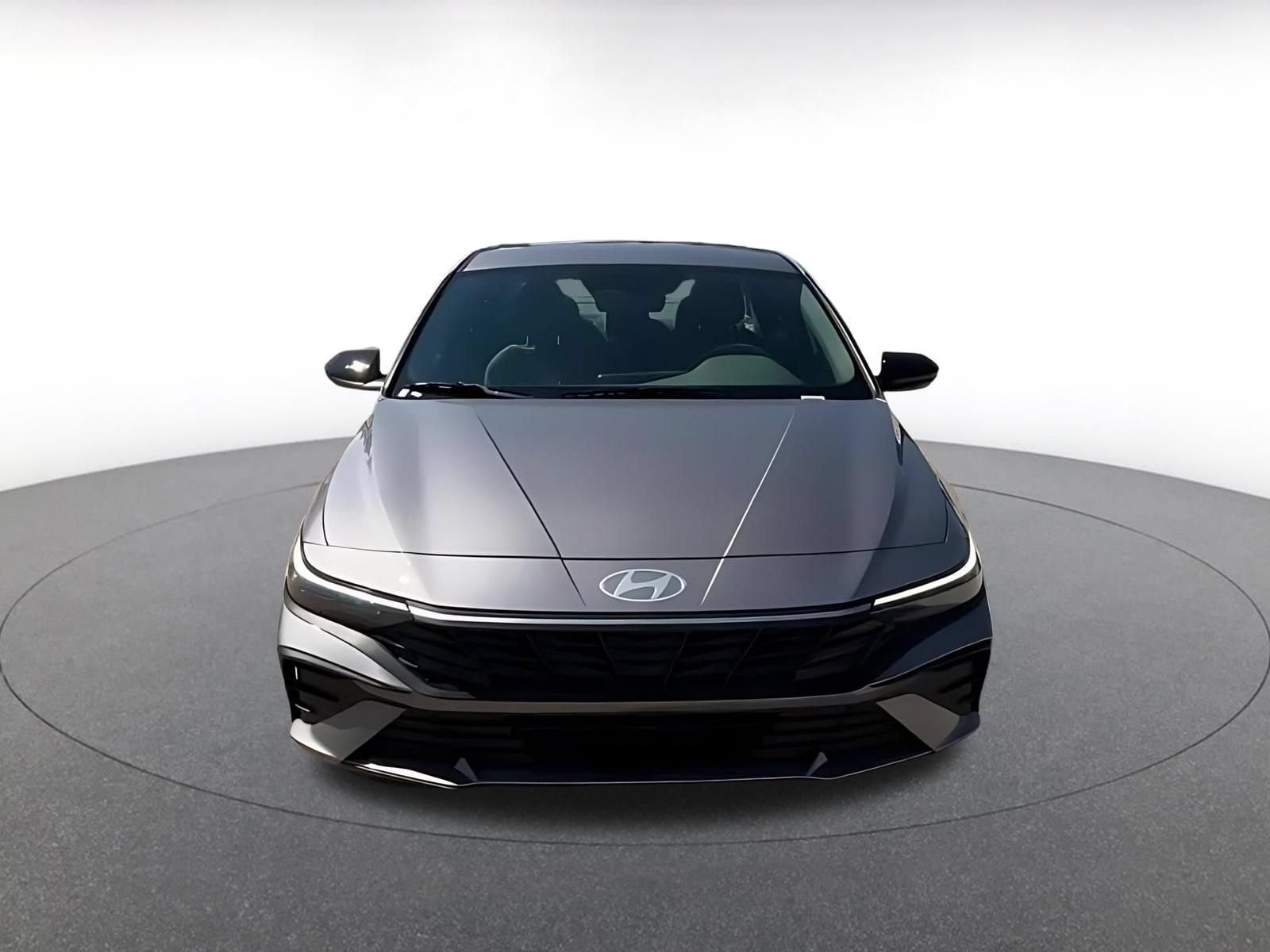 Thumbnail: 2026 Hyundai Elantra - 4