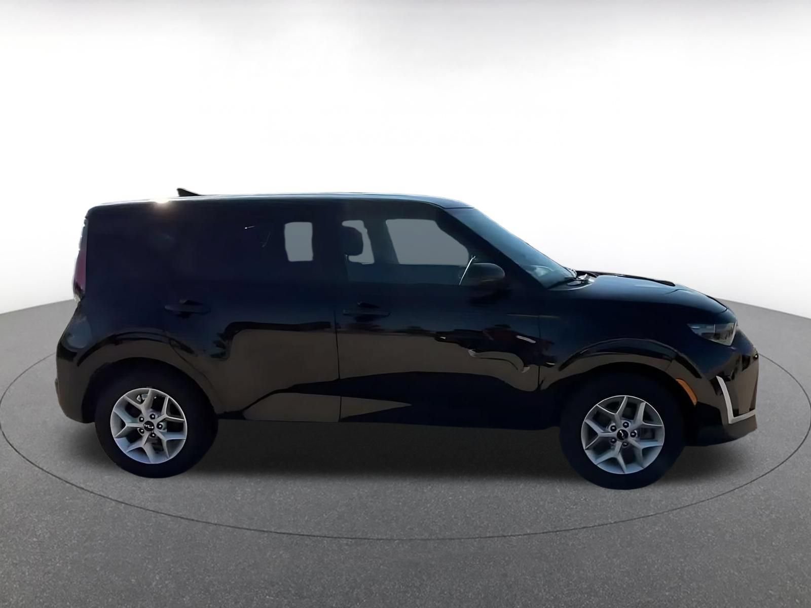 Thumbnail: 2025 Kia Soul - 15