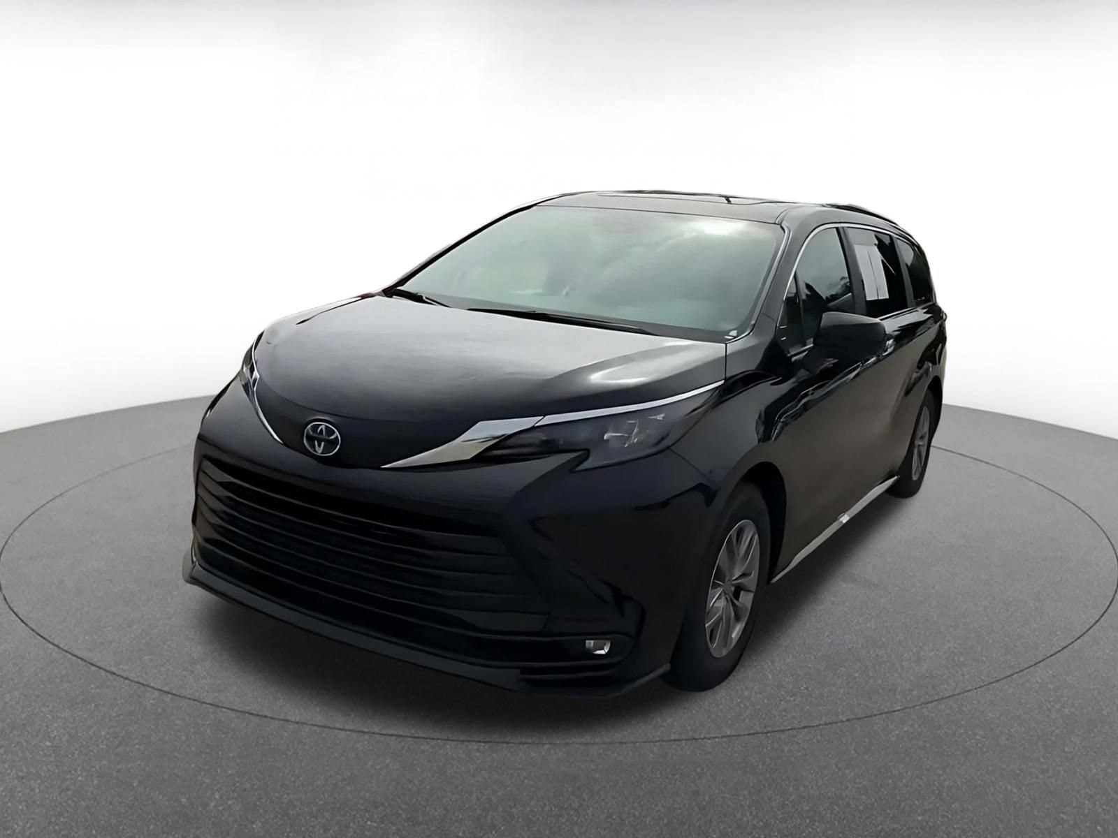 Thumbnail: 2025 Toyota Sienna - 6