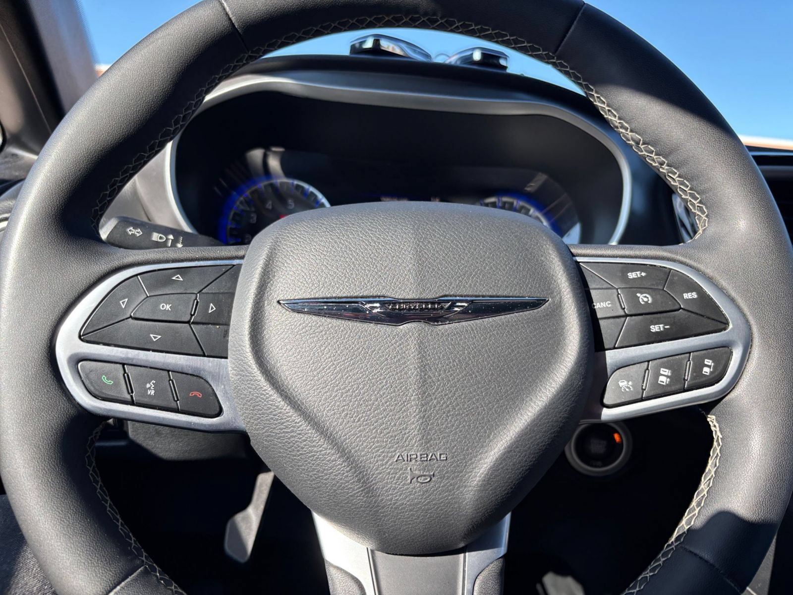 Thumbnail: 2025 Chrysler Pacifica - 27