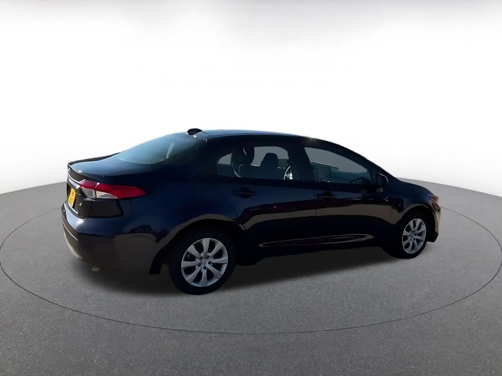 Thumbnail: 2025 Toyota Corolla - 14