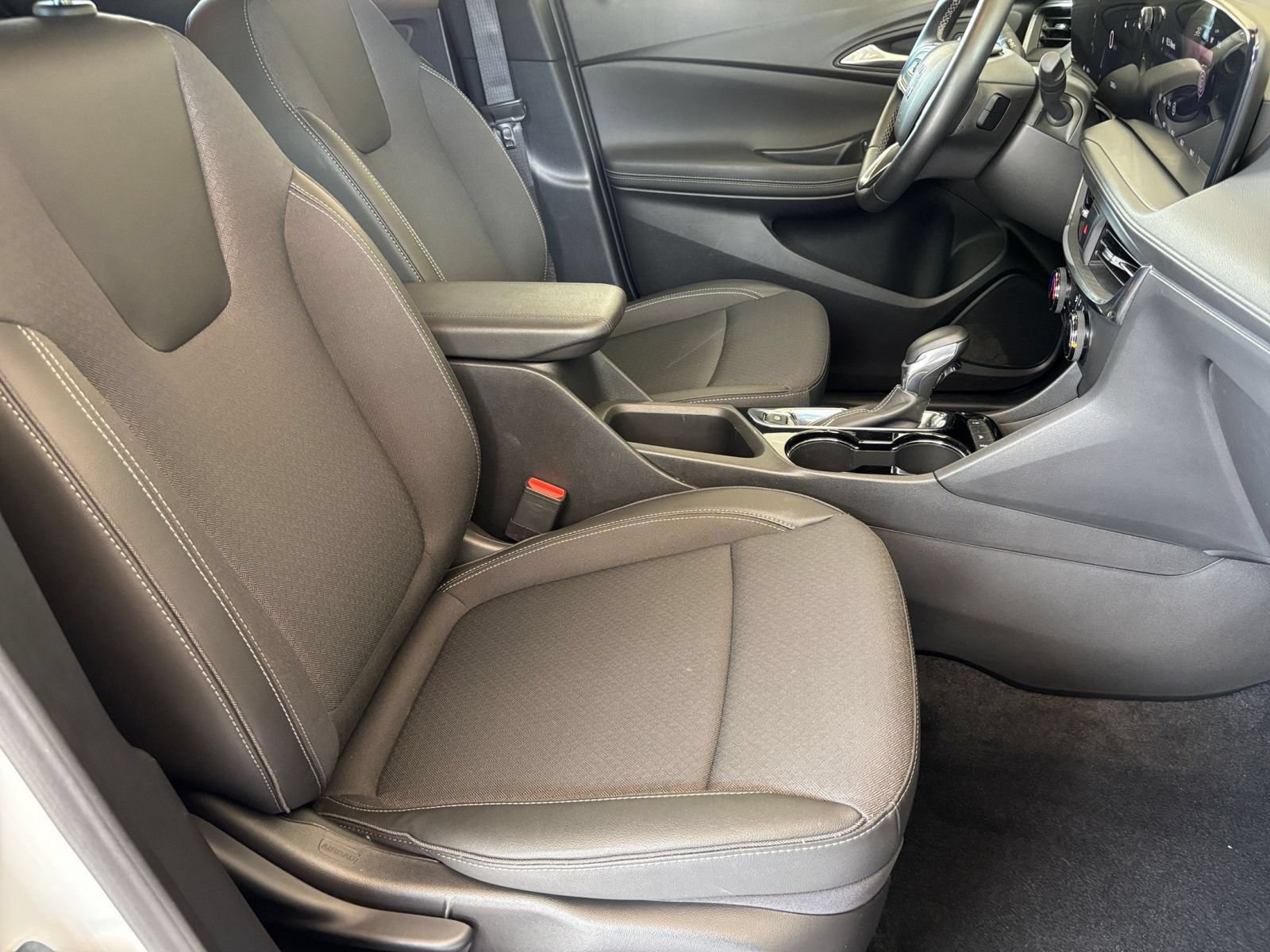 Thumbnail: 2026 Buick Encore GX - 34
