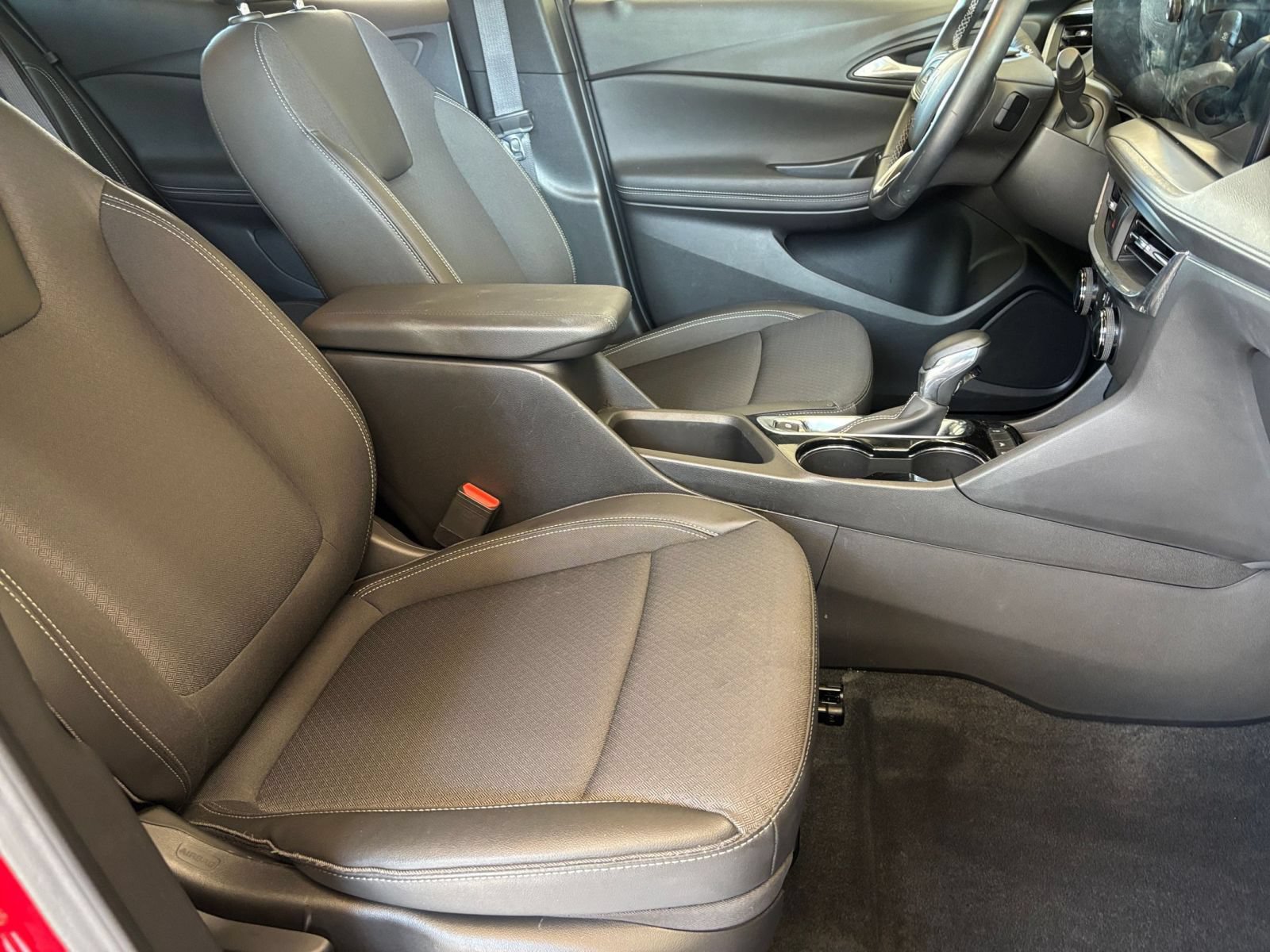 Thumbnail: 2026 Buick Encore GX - 34
