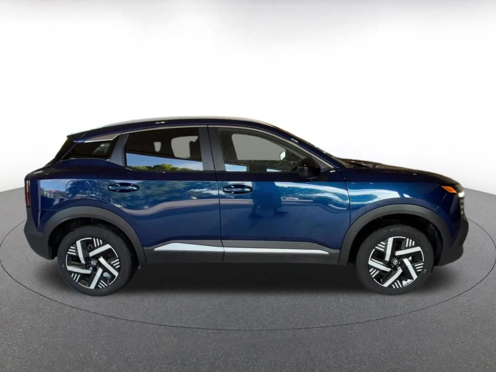 Thumbnail: 2026 Nissan Kicks - 15