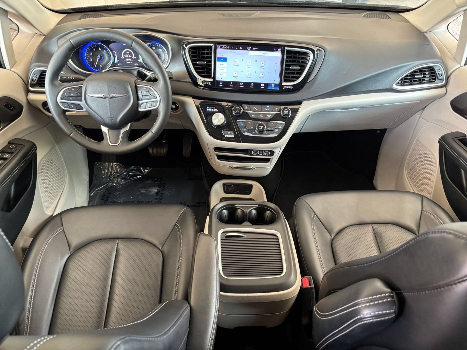 Thumbnail: 2024 Chrysler Pacifica - 34