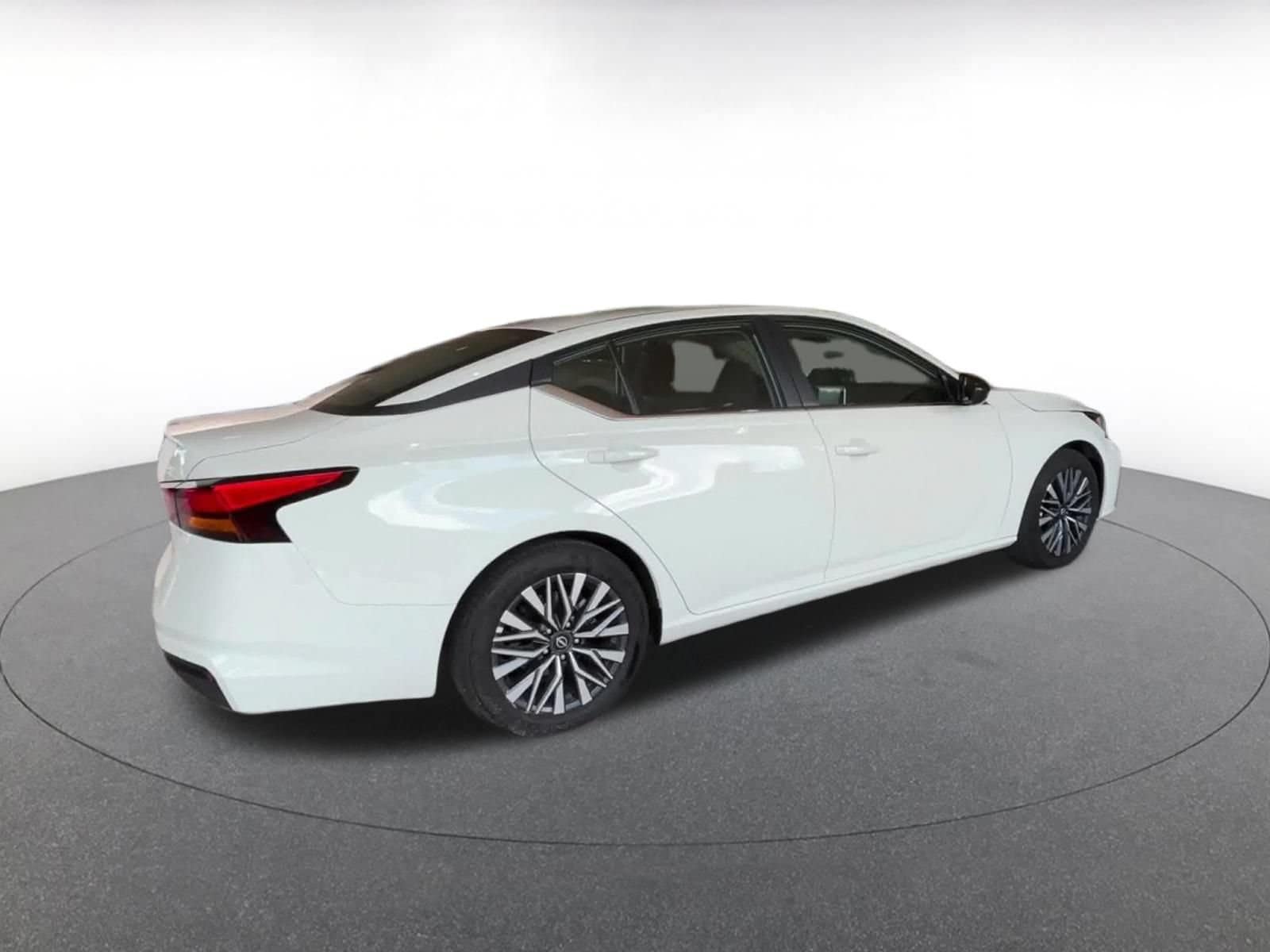 Thumbnail: 2026 Nissan Altima - 14