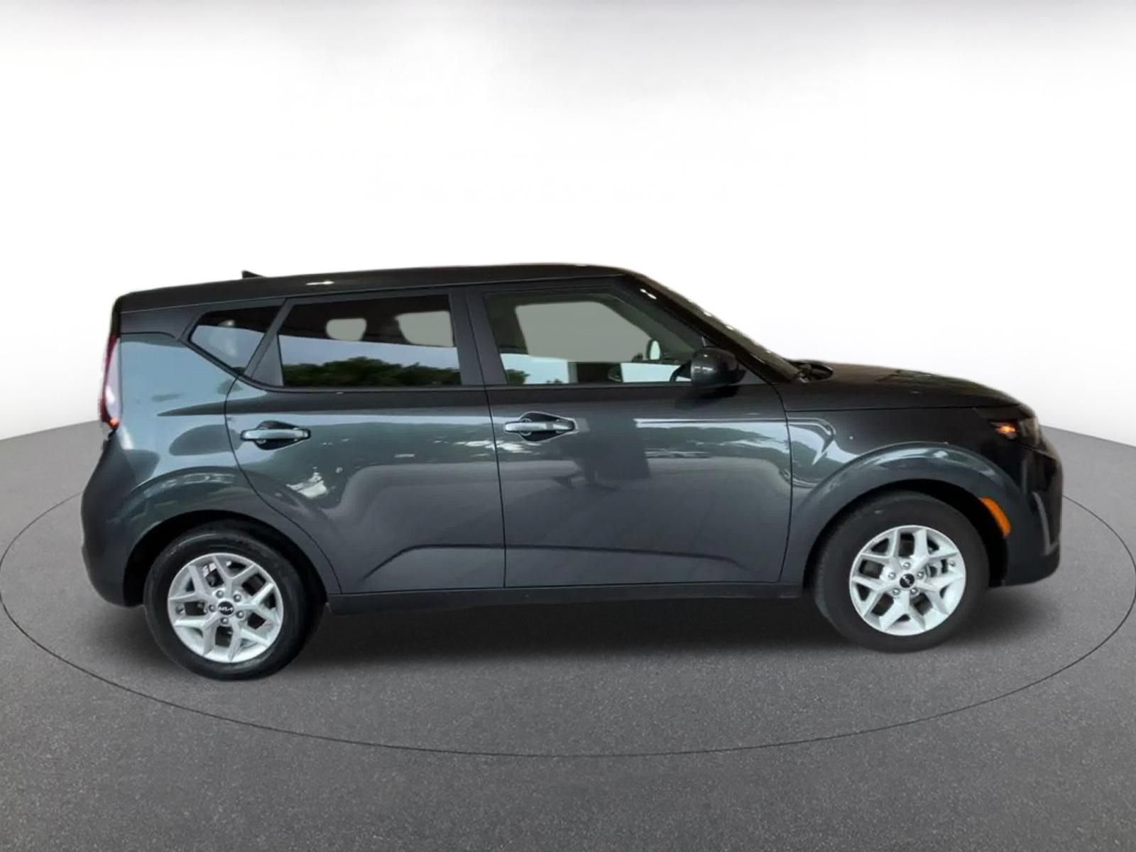 Thumbnail: 2025 Kia Soul - 15