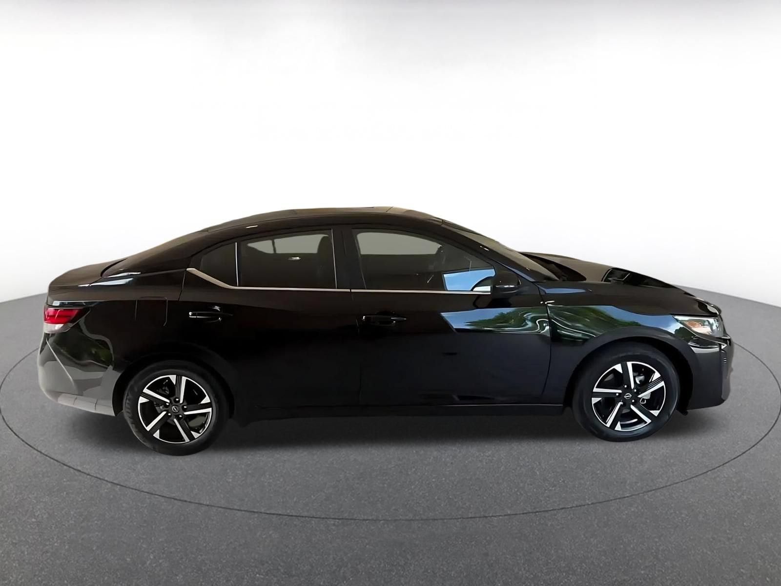 Thumbnail: 2025 Nissan Sentra - 15