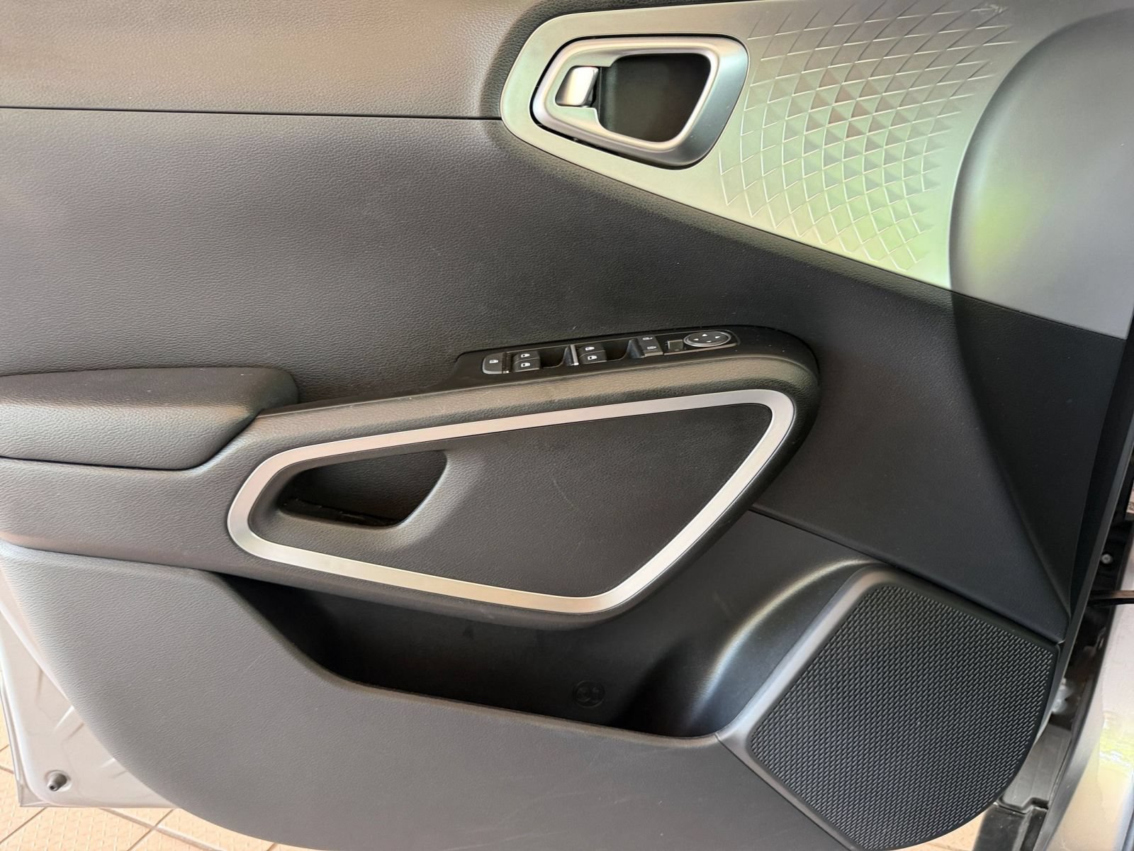 Thumbnail: 2025 Kia Soul - 18