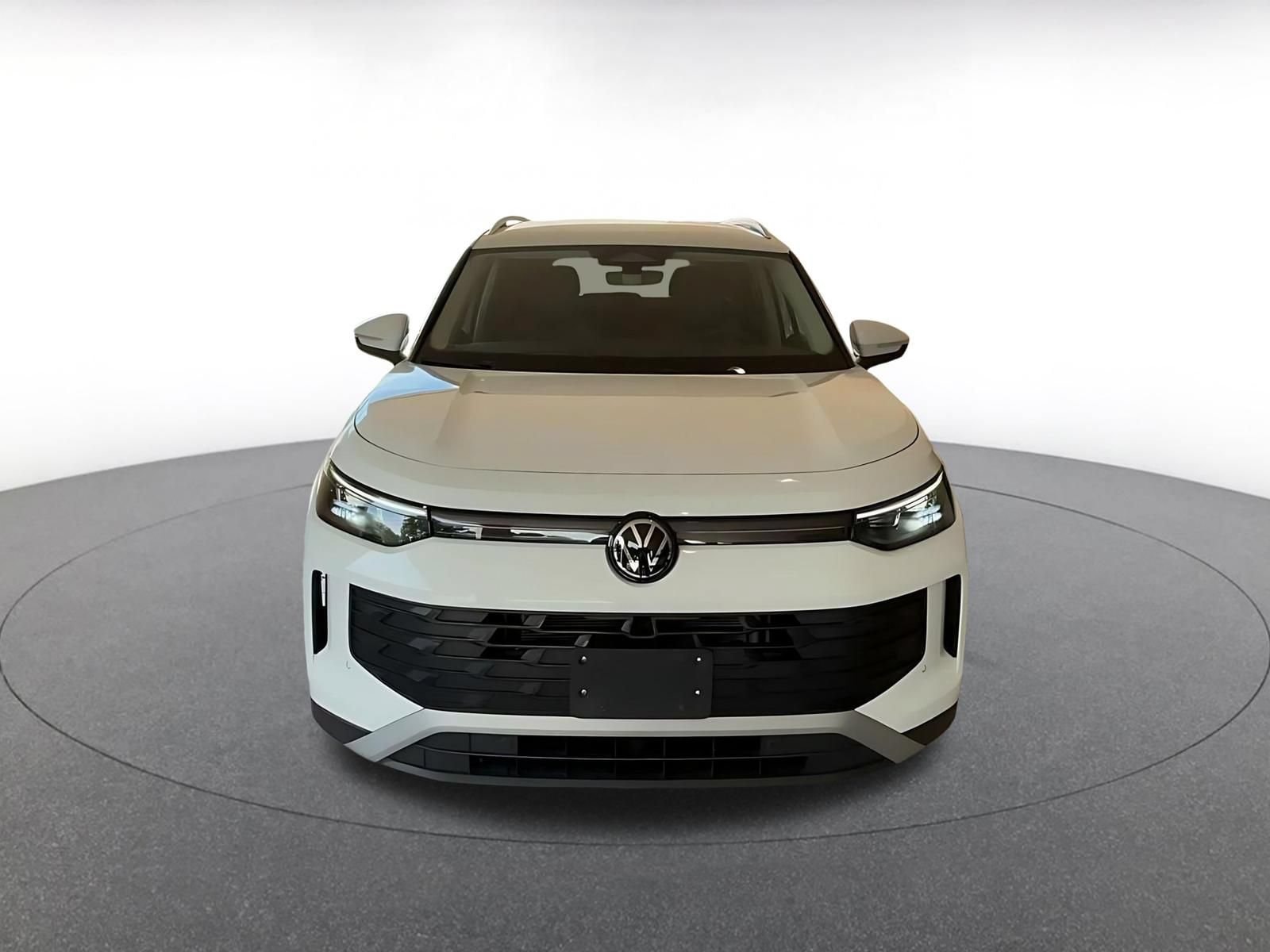 Thumbnail: 2026 Volkswagen Tiguan - 4