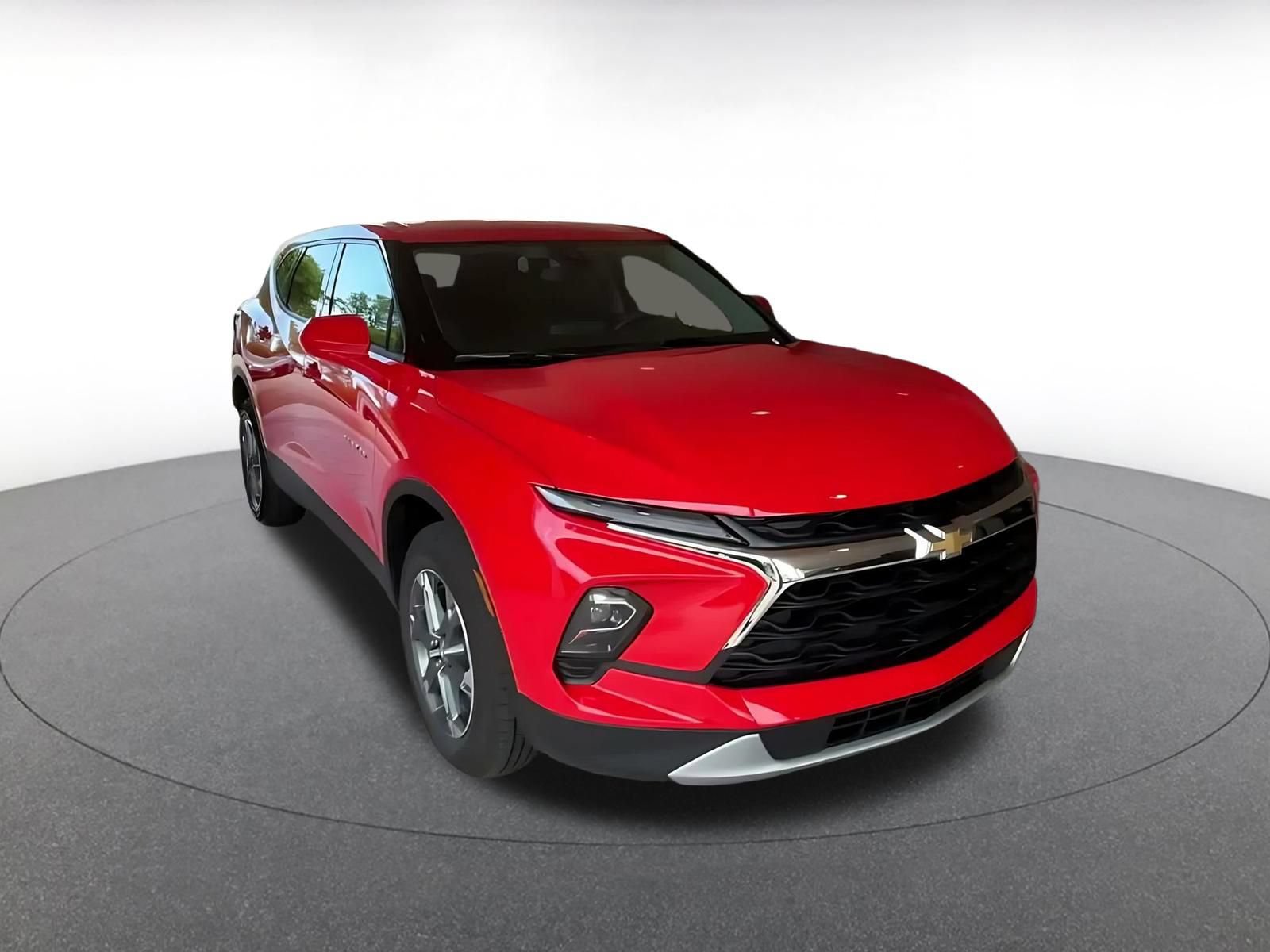 Thumbnail: 2026 Chevrolet Blazer - 3