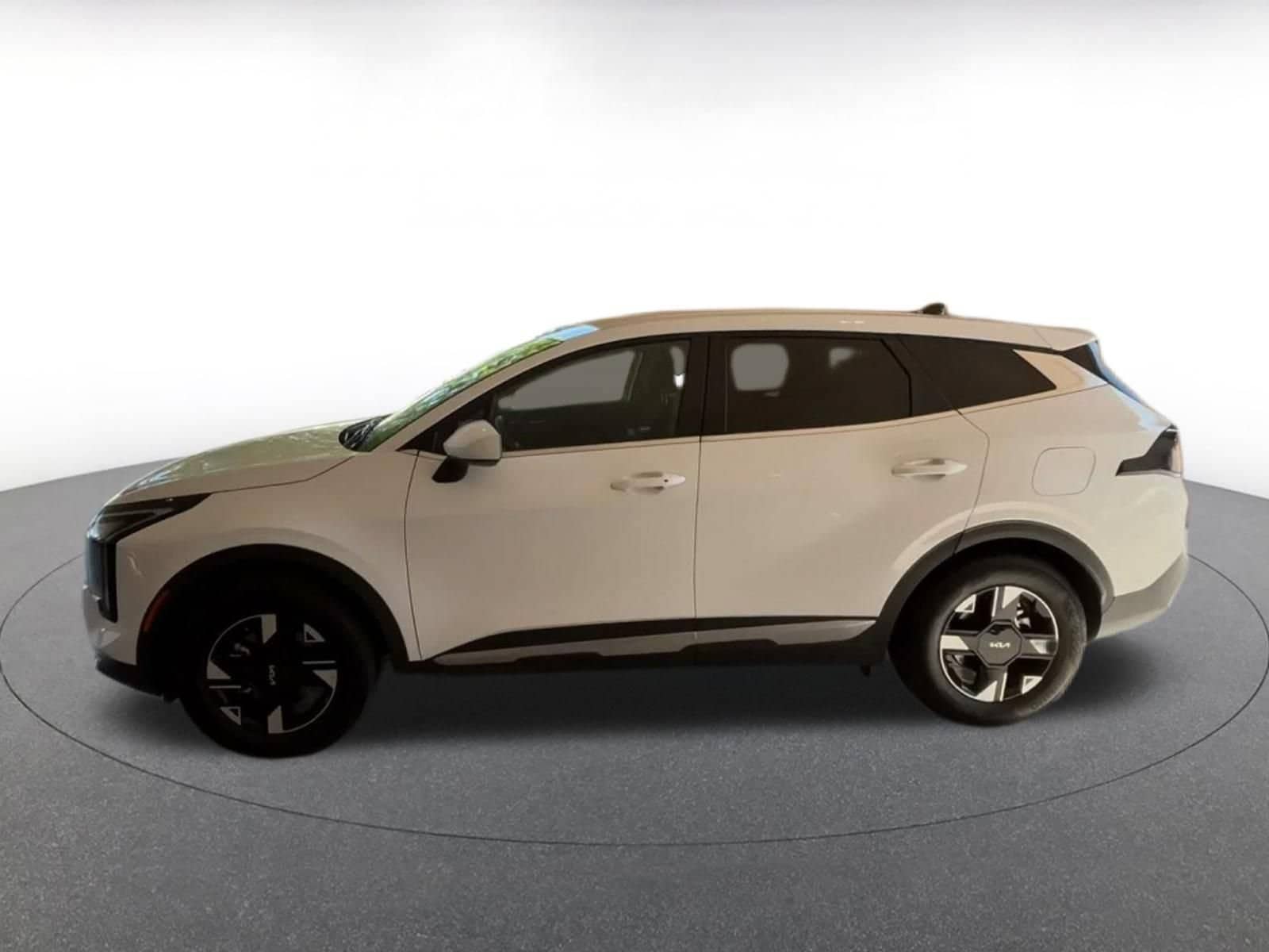 Thumbnail: 2026 Kia Sportage - 8