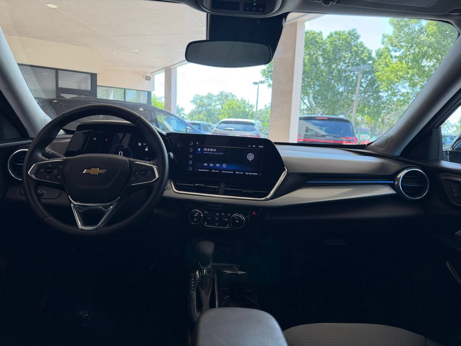 Thumbnail: 2025 Chevrolet Trax - 27