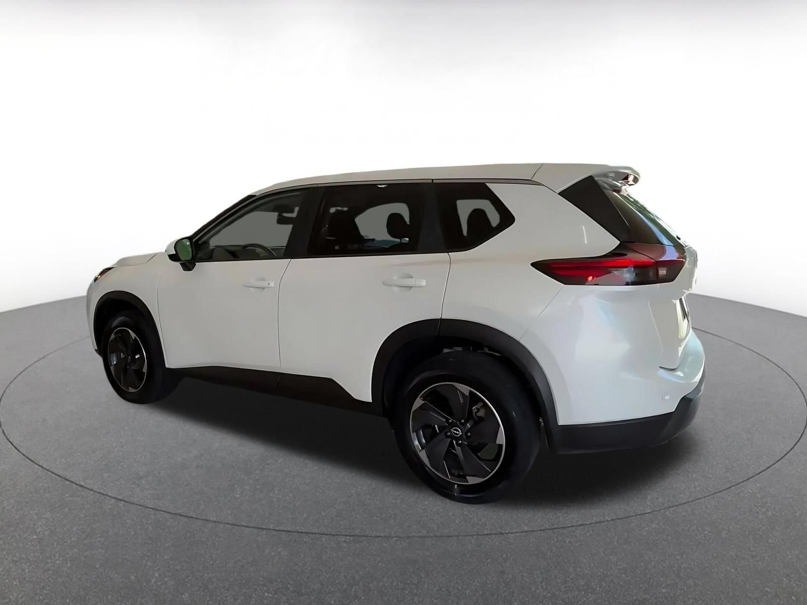 Thumbnail: 2025 Nissan Rogue - 9